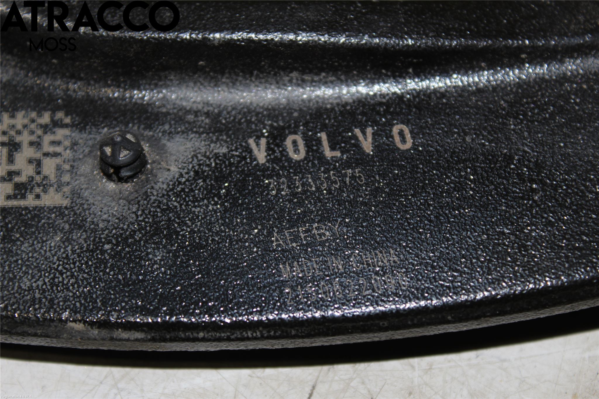Volvo XC40/RECHARGE 18- Bärarm Bak Höger
