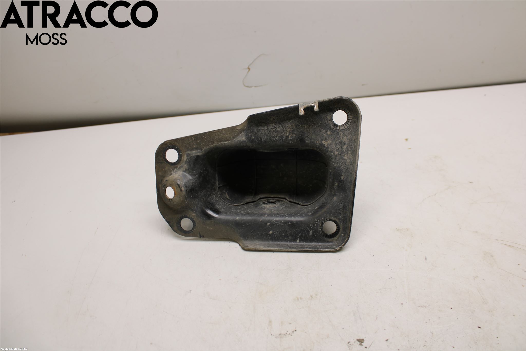 Volkswagen VW PASSAT 15-19 Bärarm Bak Höger