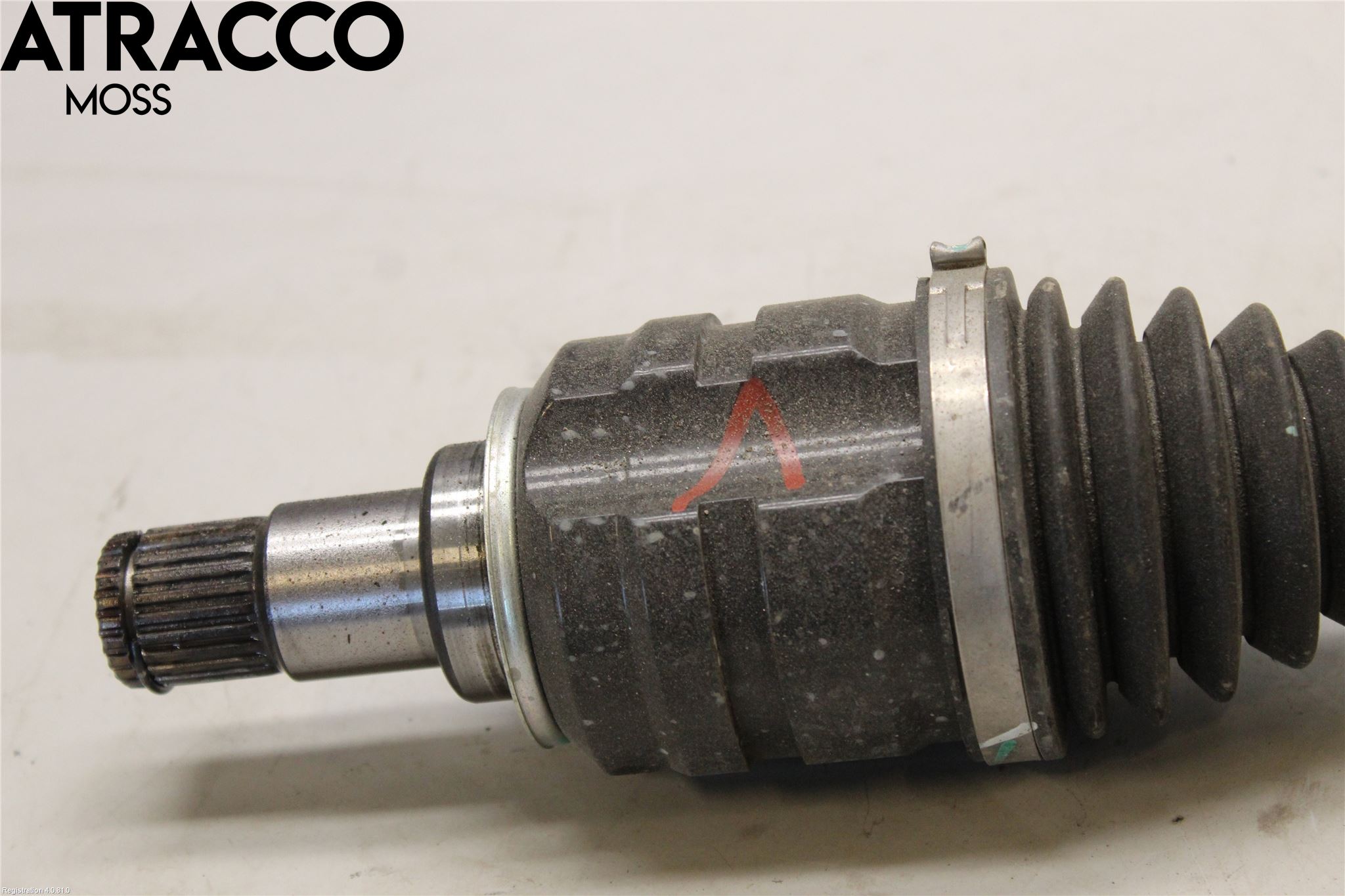 Toyota C-HR 16-23 Drivaxel Fram Vänster