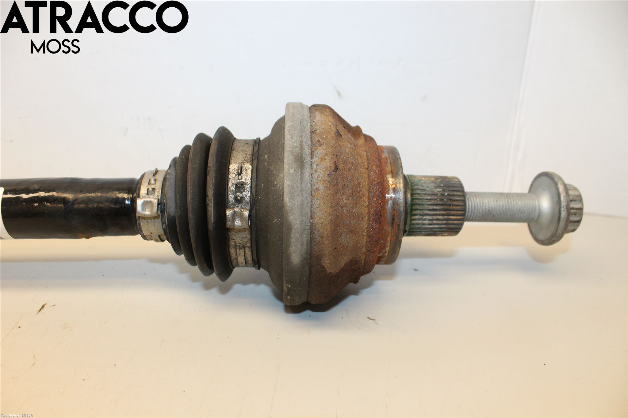 Volkswagen VW ID.4 21- Drivaxel Bak Höger