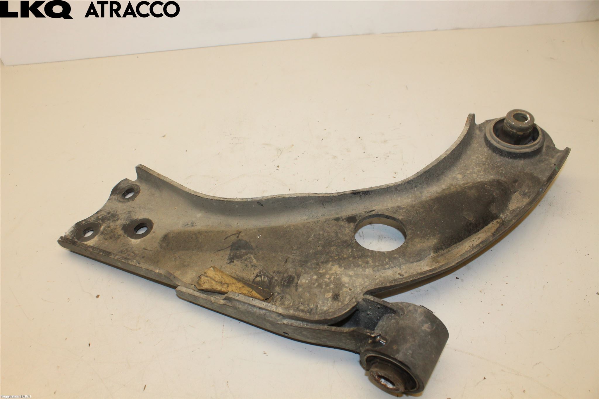 Toyota PROACE CITY 20- Bärarm Fram Undre Hö
