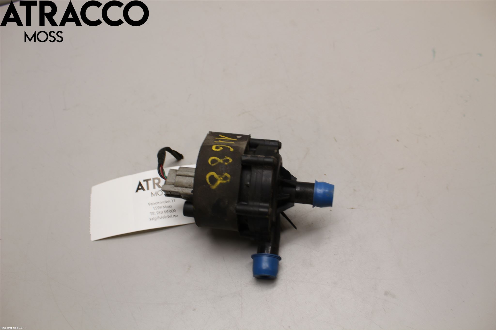 Tesla MODEL S 13- Vattenpump