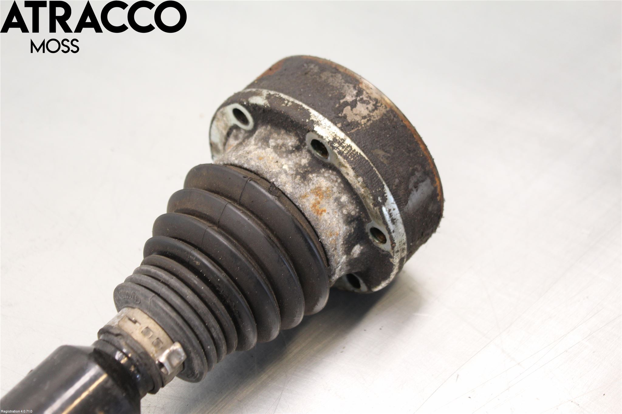Volkswagen VW PASSAT 05-11 Drivaxel Fram Höger