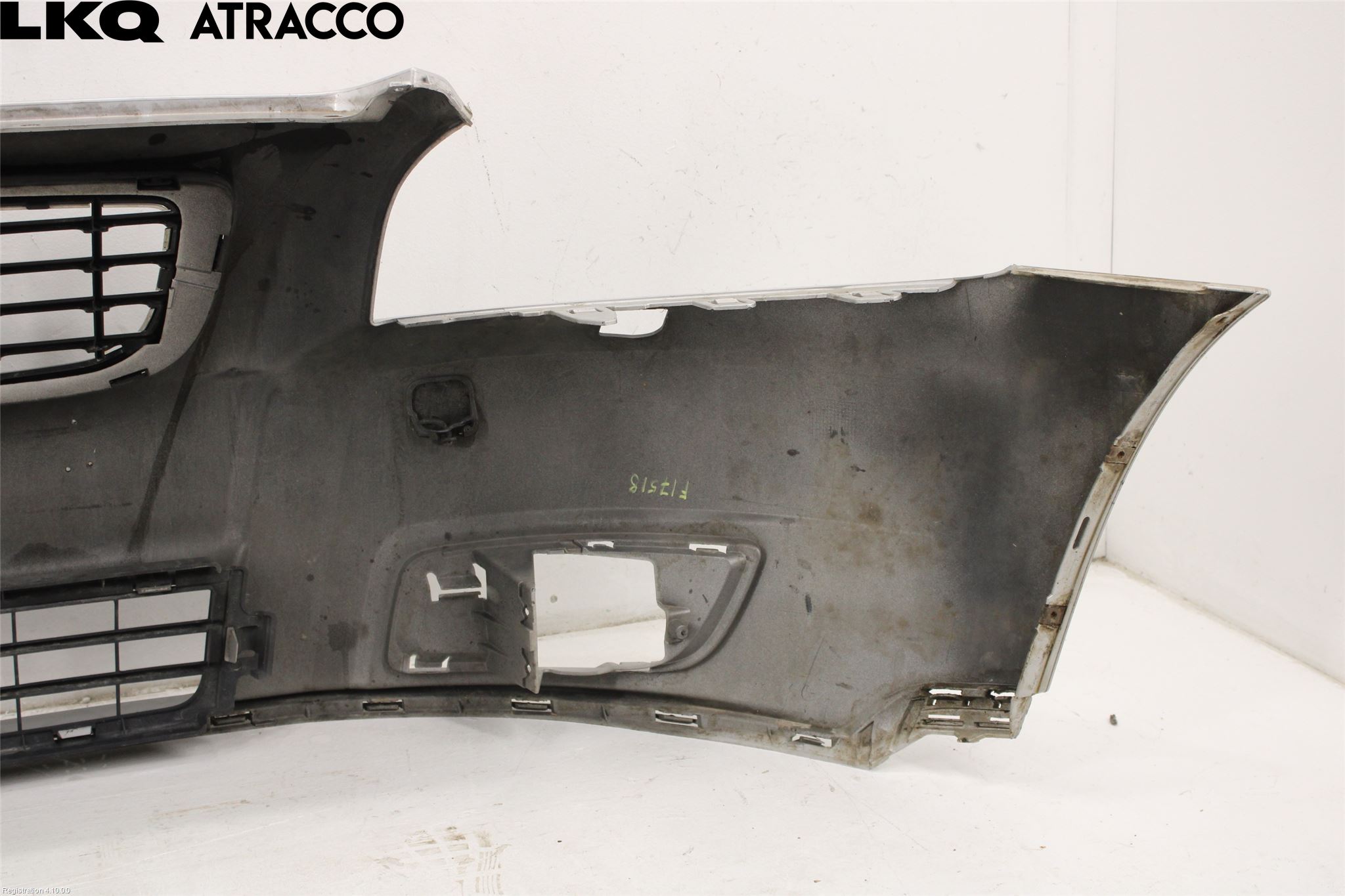 Volvo V50 08-12 Stötfångare Fram