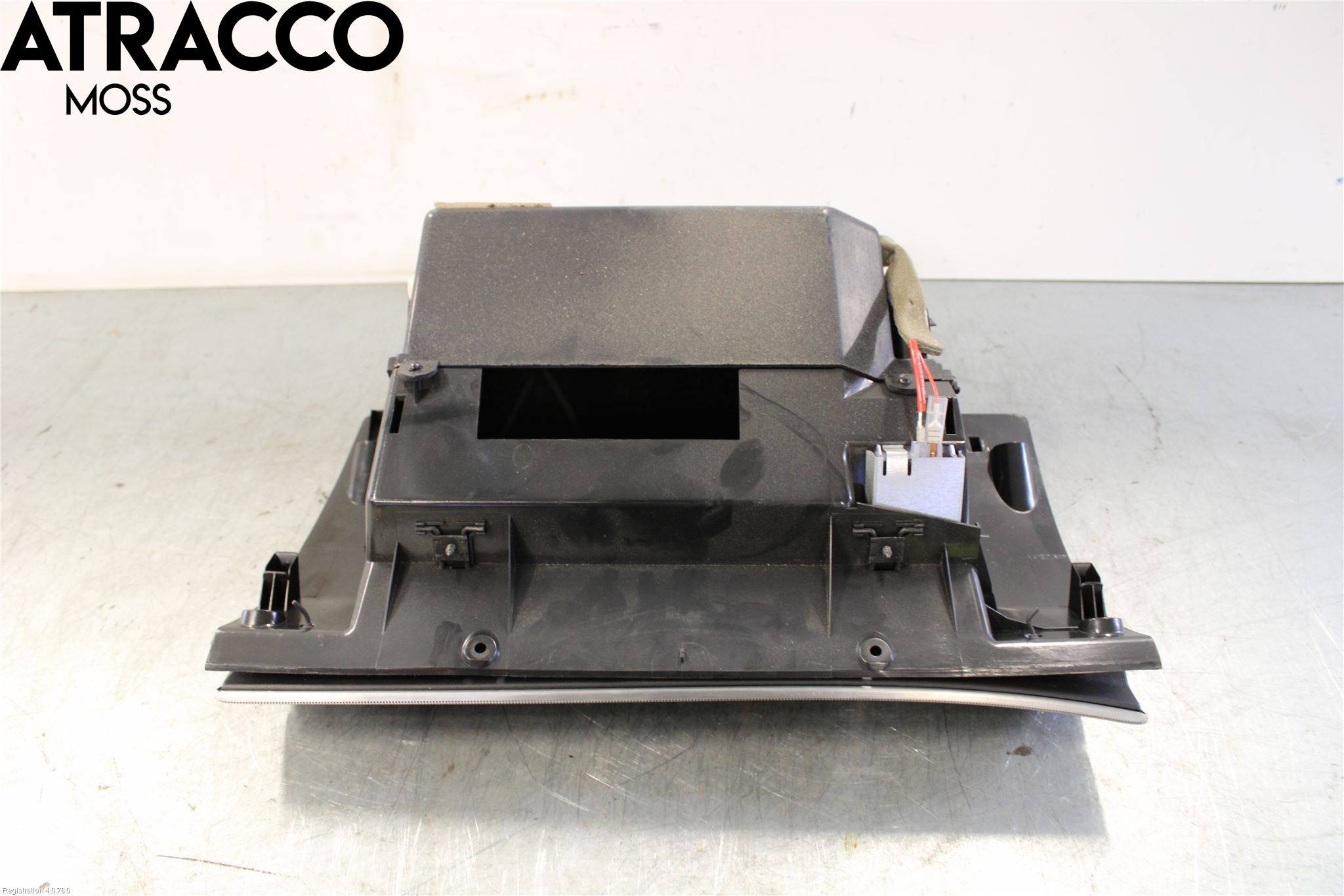 Volvo XC90 07-14 Handskfack