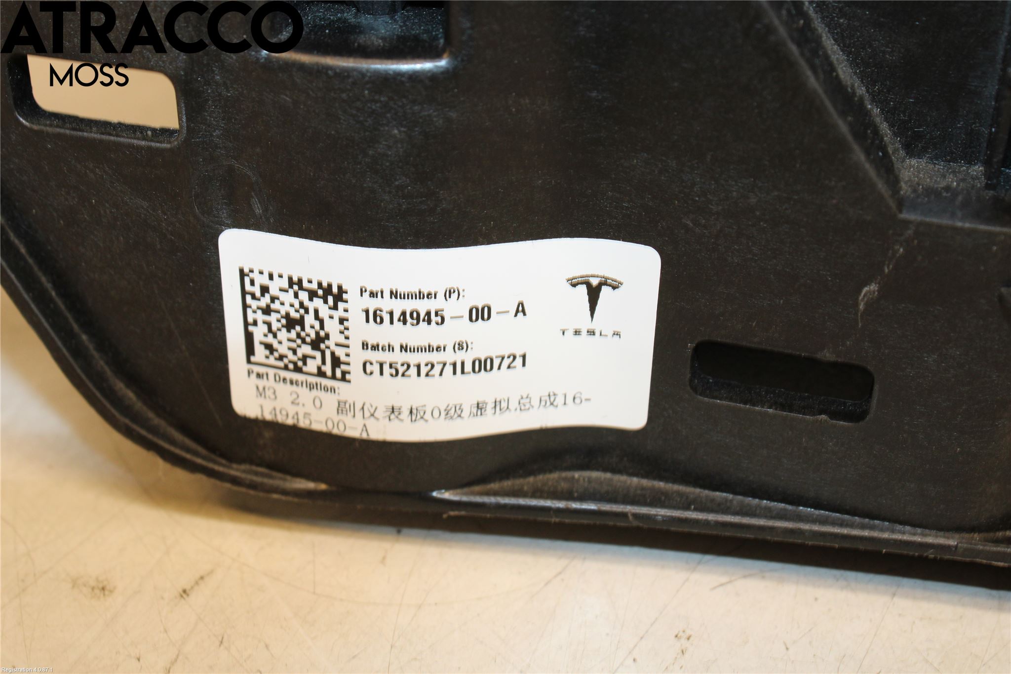 Tesla MODEL 3 17- Inr Tunnelfack
