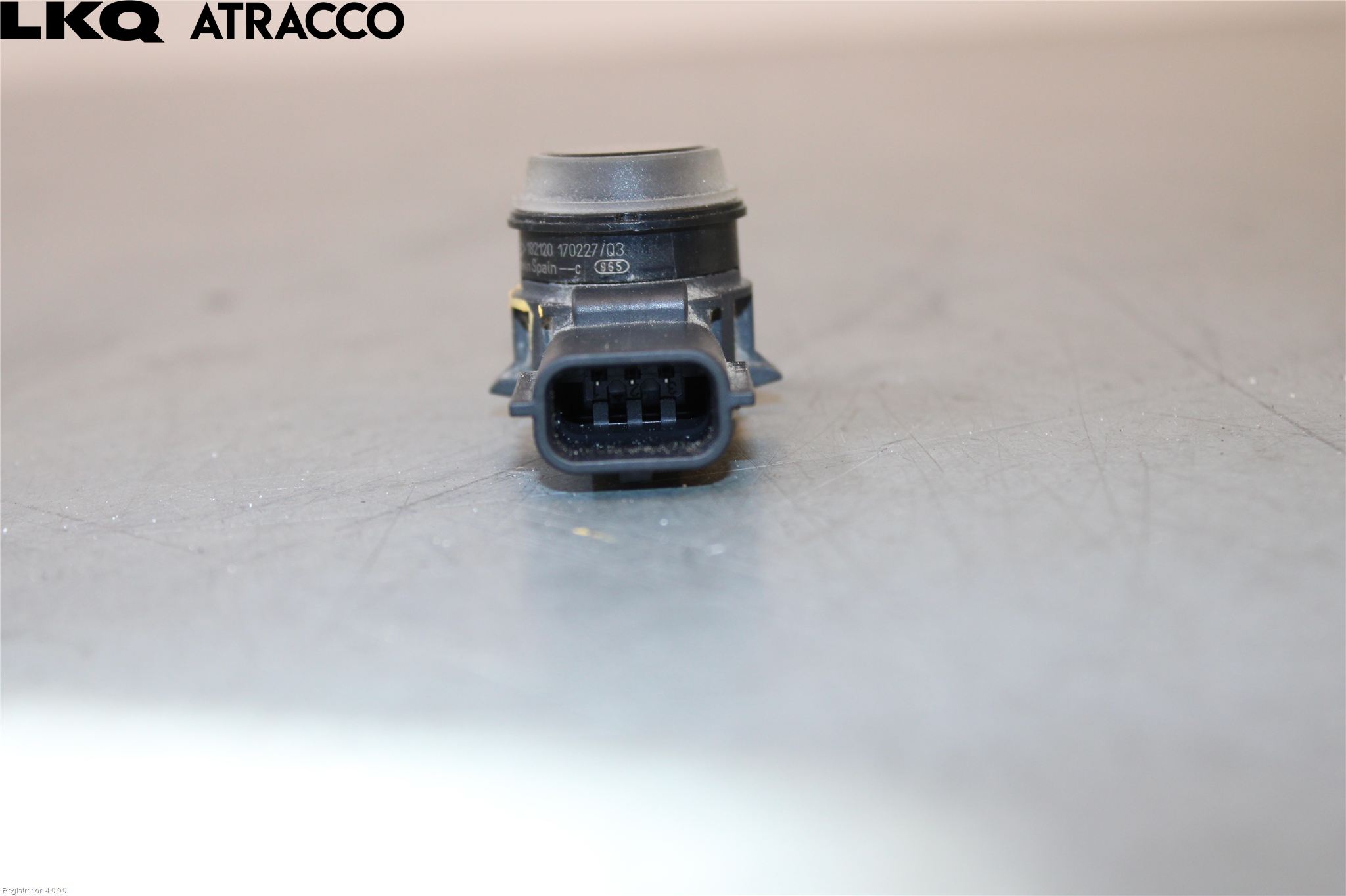 Renault CAPTUR 13-19 Parkeringshjälp Frontsensor
