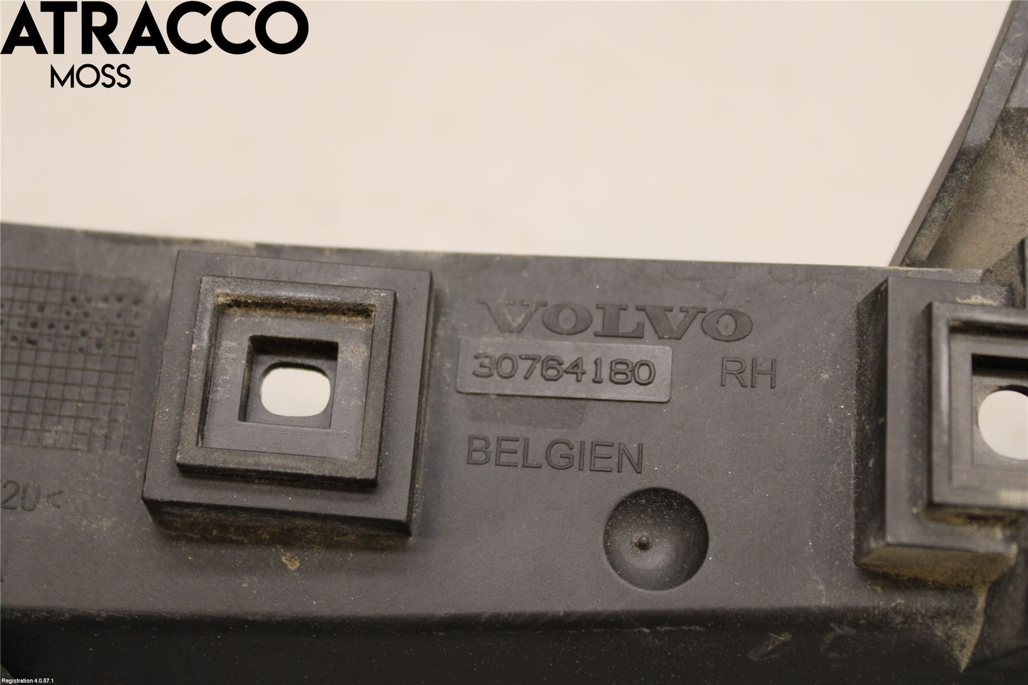 Volvo V50 04-07 Stötfångarfäste Bak Hö