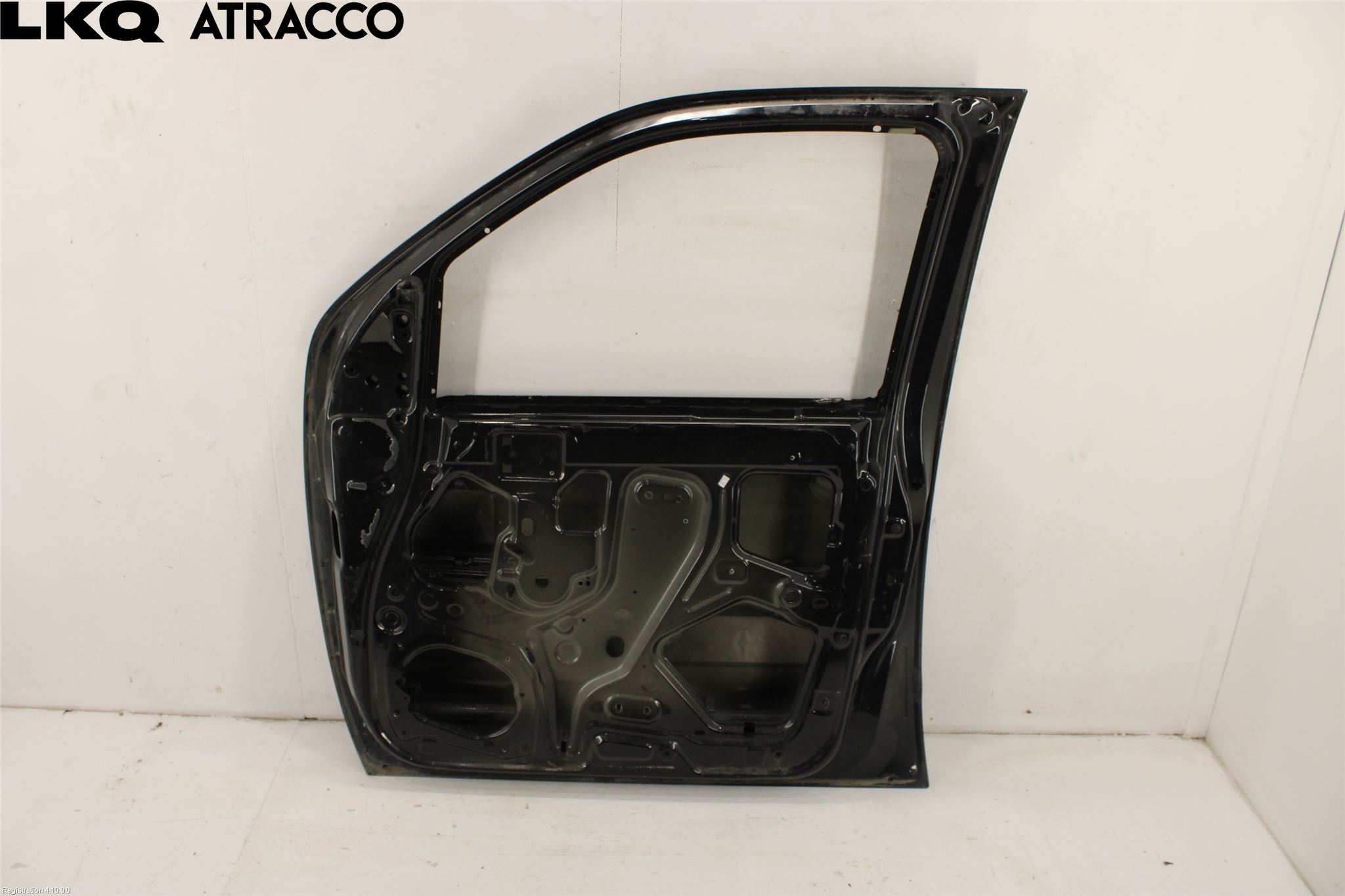 Nissan NAVARA 05-16 Dörr Fram Höger