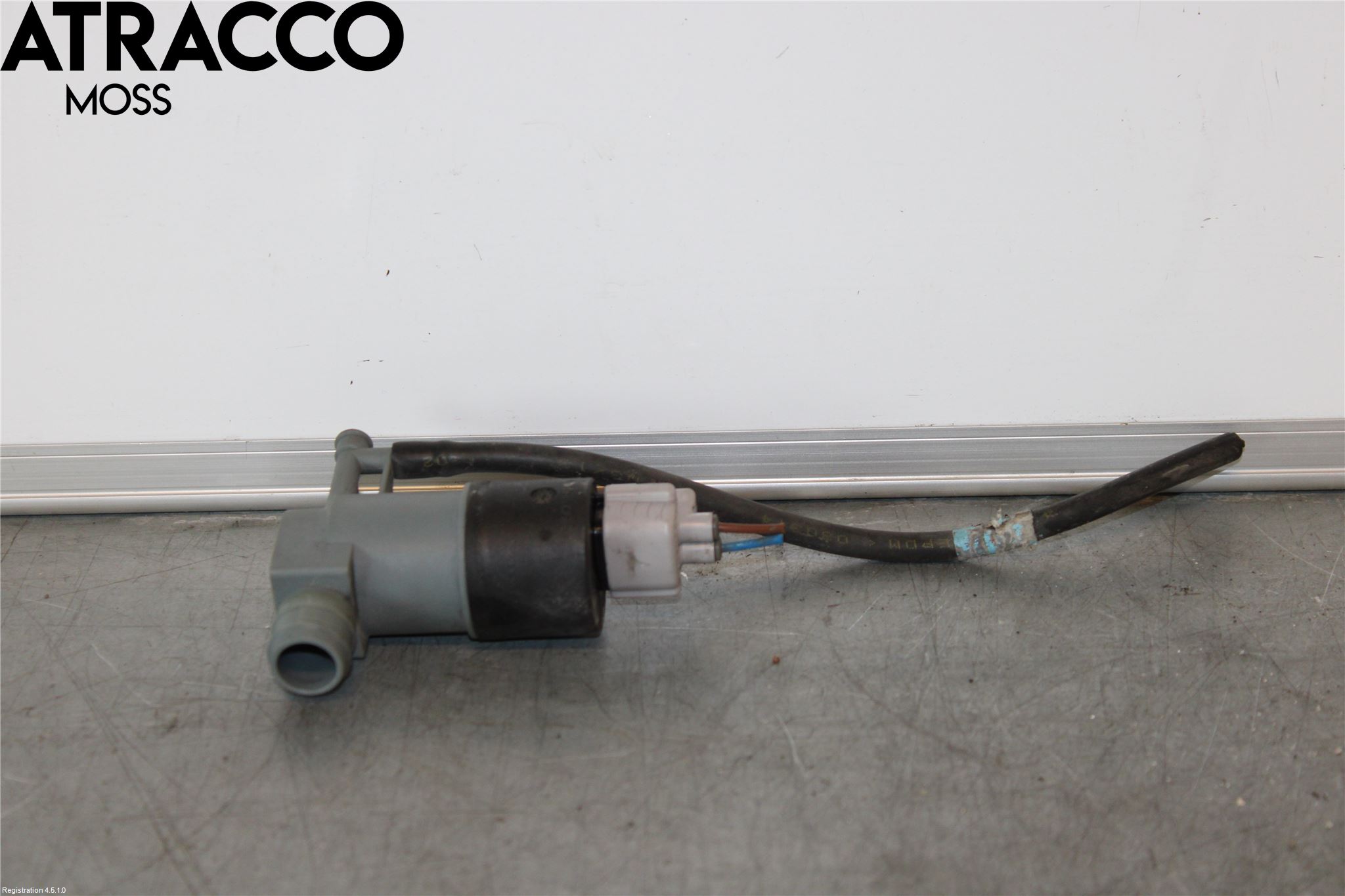 Toyota YARIS XP130 12-14 Spolarpump Vindruta
