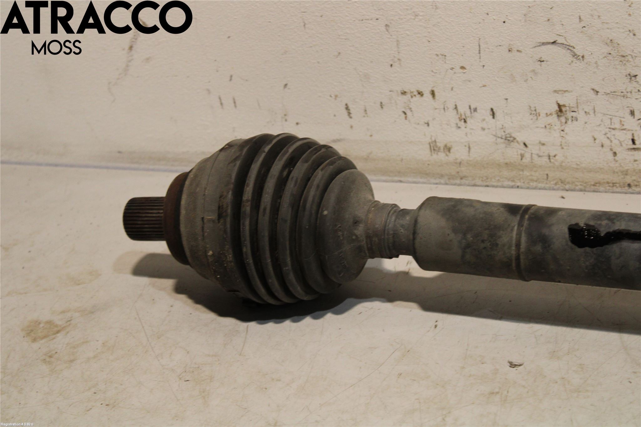 Skoda SUPERB 09-15 Drivaxel Fram Höger
