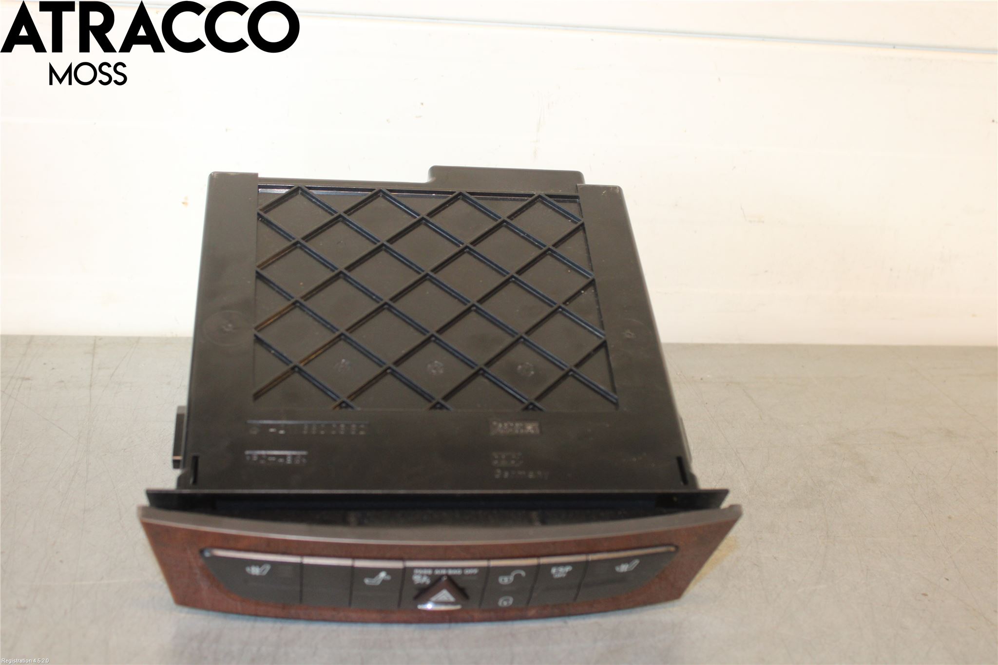 Mercedes-Benz MB E-KLASS (W211) 02-09 Radio