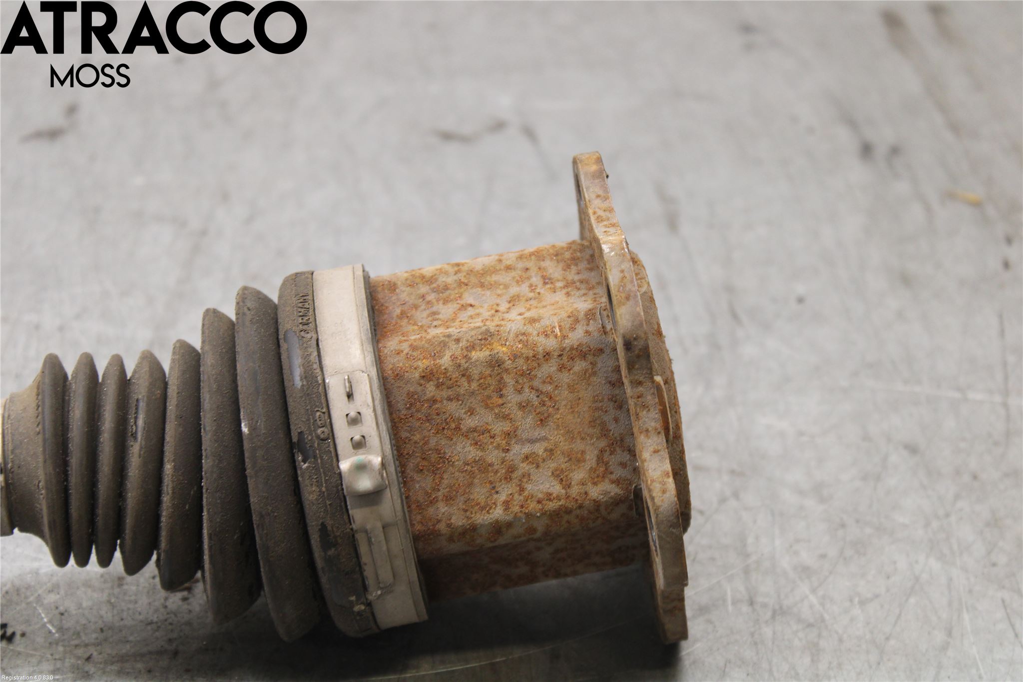 Audi A4/S4 08-11 Drivaxel Fram Höger