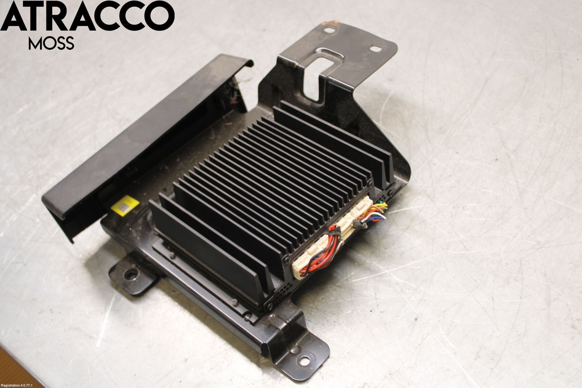 Hyundai i40 08-15 Radio-Stereo Förstärkare