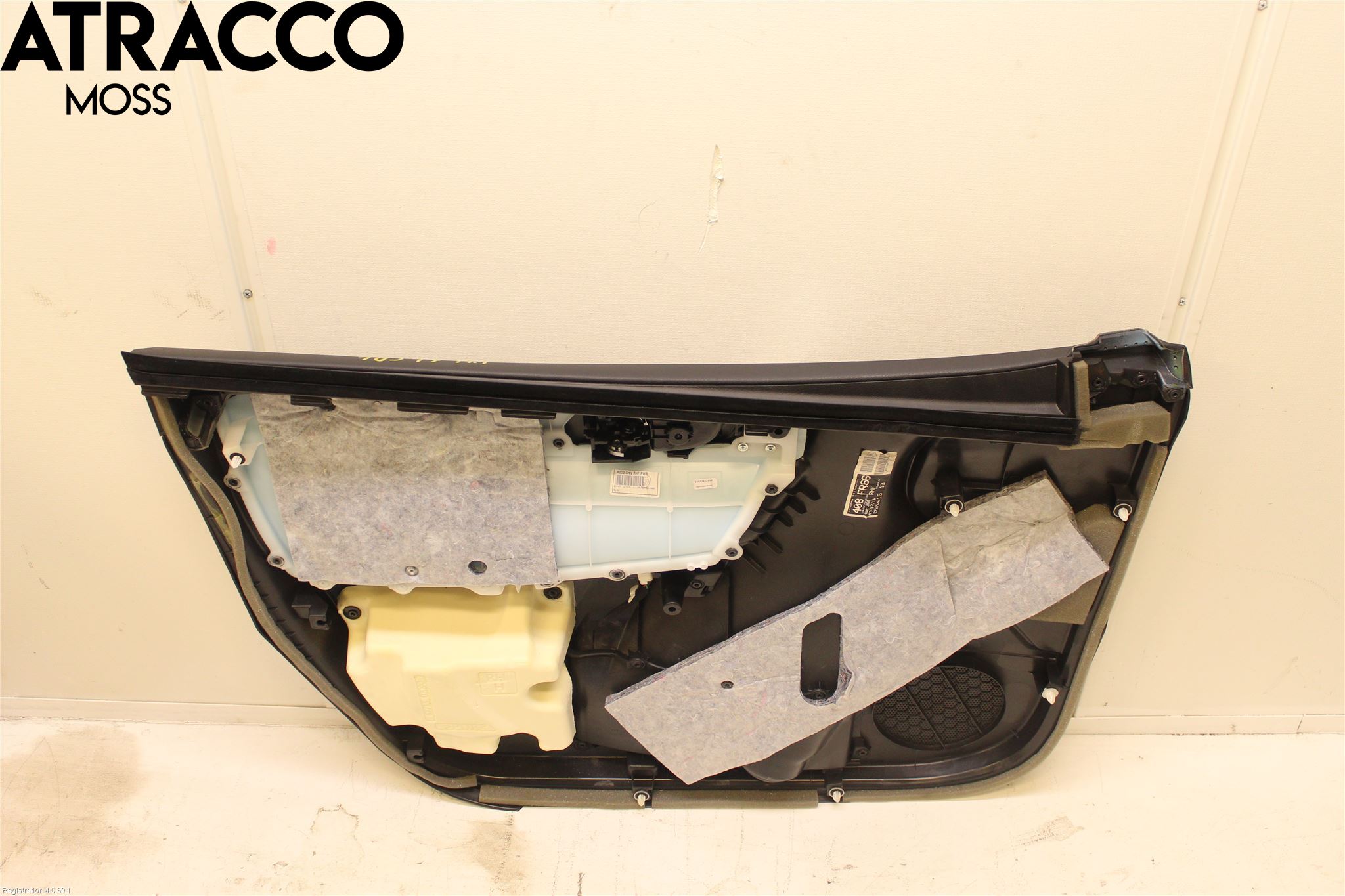 Toyota AURIS 13-19 Dörrklädsel Hö