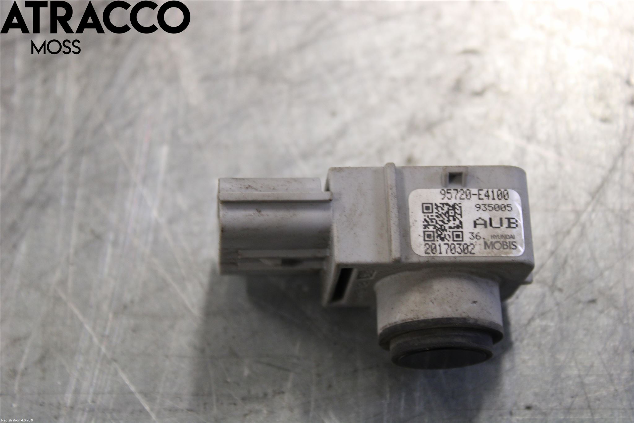 Kia SOUL 09- Parkeringshjälp Backsensor
