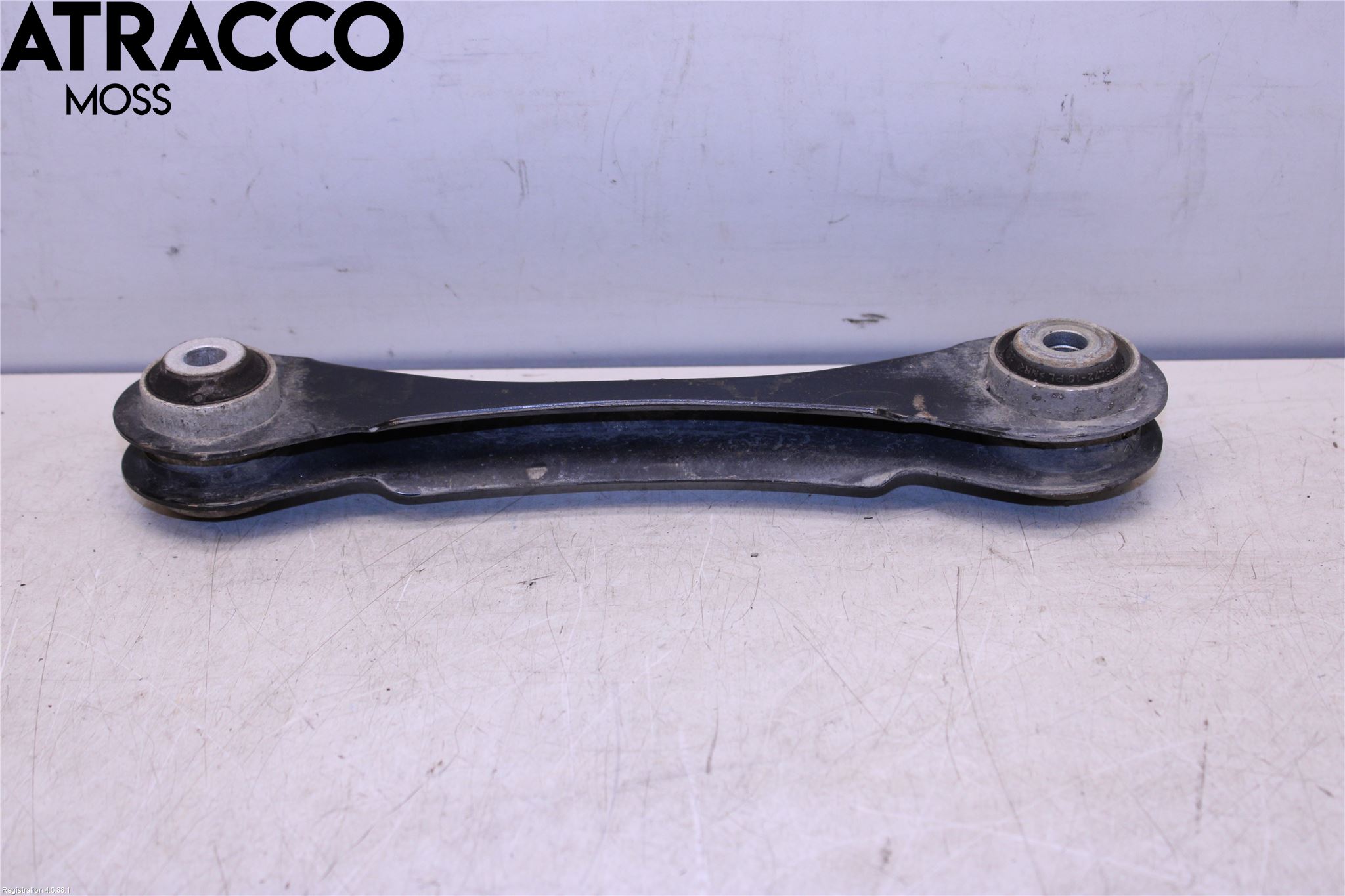 BMW 3 F30/F31/F80 12-19 Bärarm Bak Övre Höger