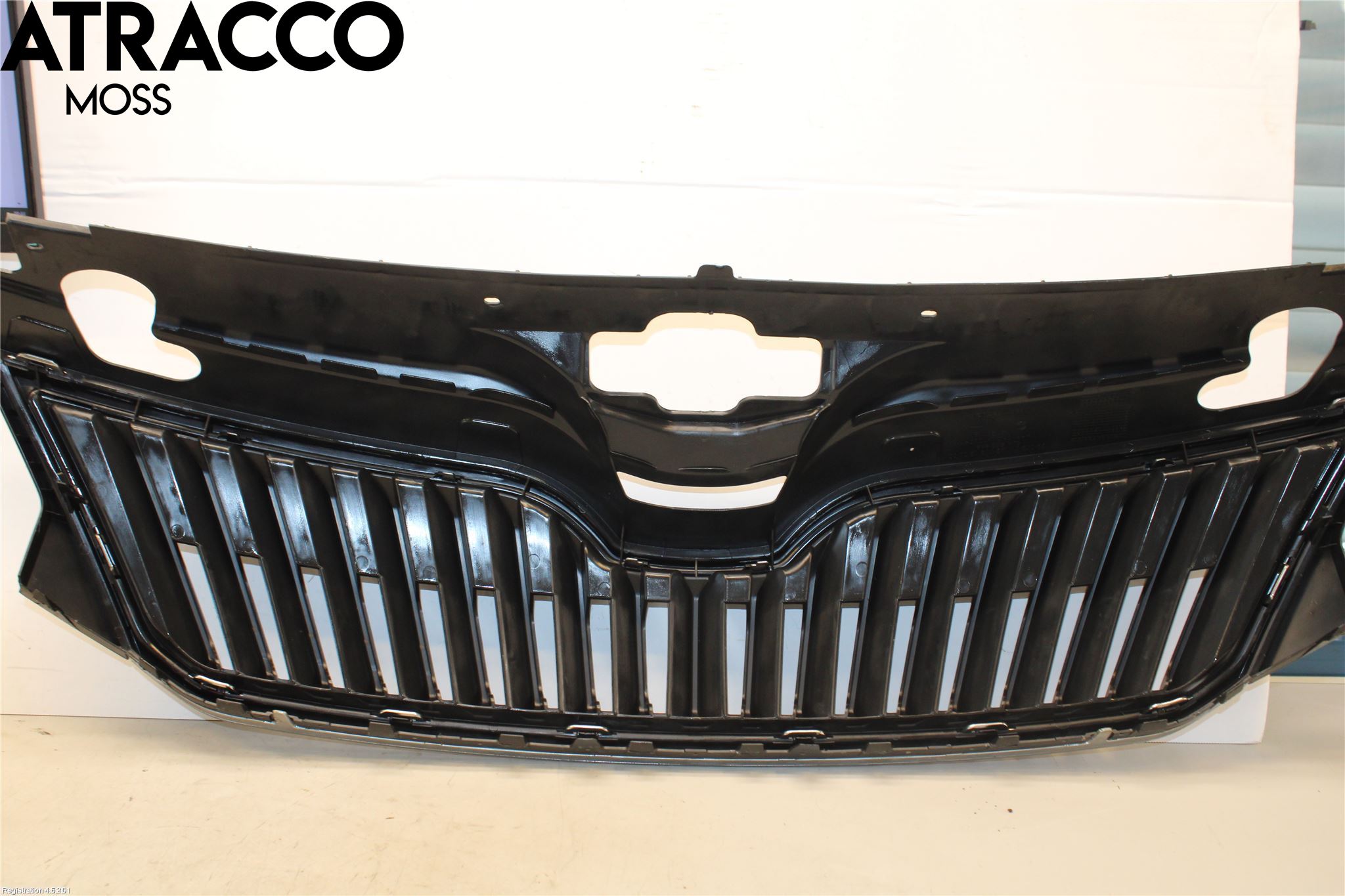 Skoda RAPID Grill Komp