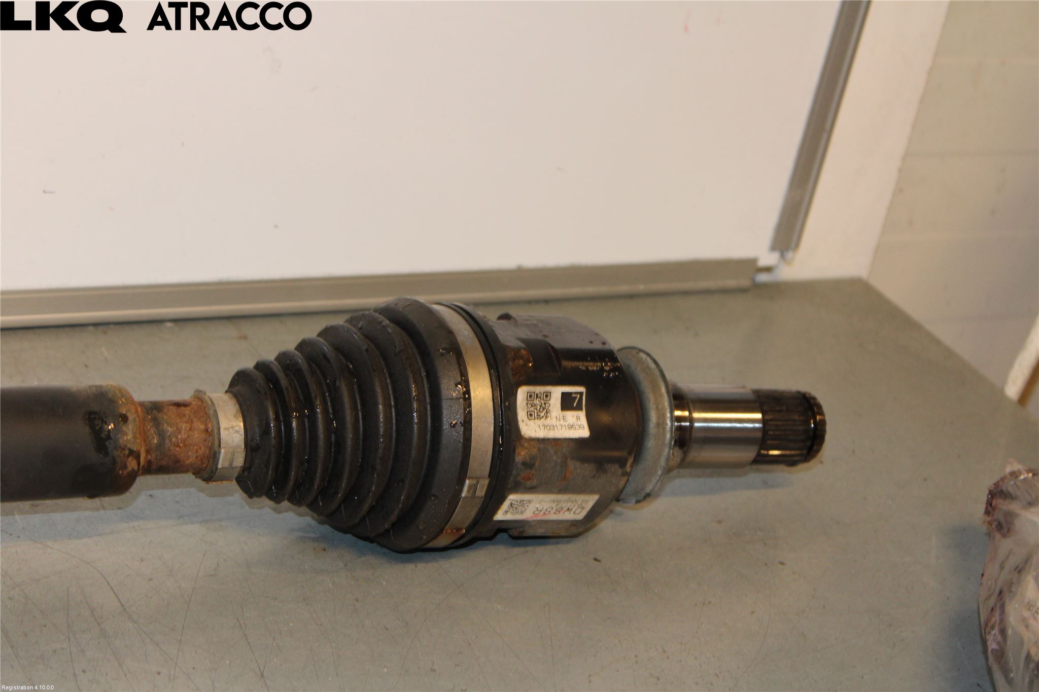 Toyota PRIUS (ZVW50) 16-21 Drivaxel Fram Höger
