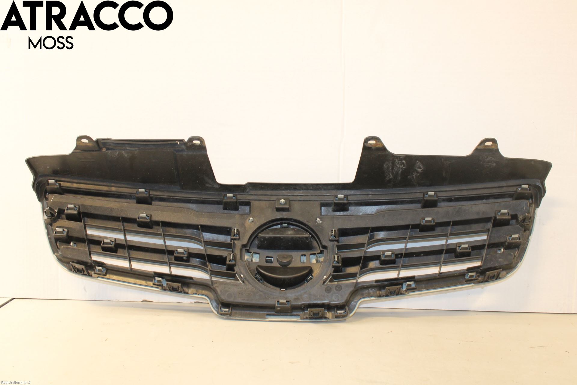 Nissan QASHQAI+2  08-10 Grill Komp