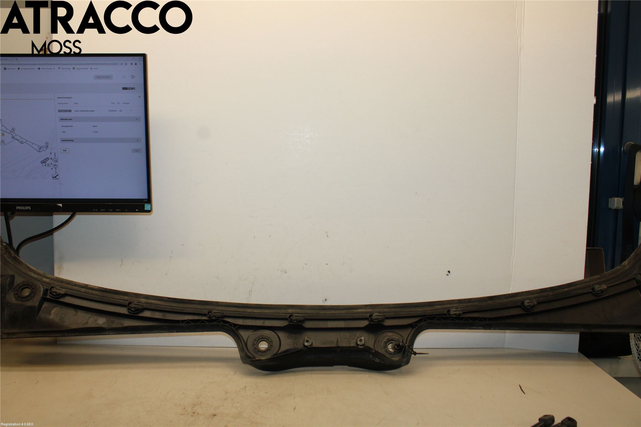 BMW 5 E60/61 Sed/Tou 02-10 Torpedplåt-Torpedplast