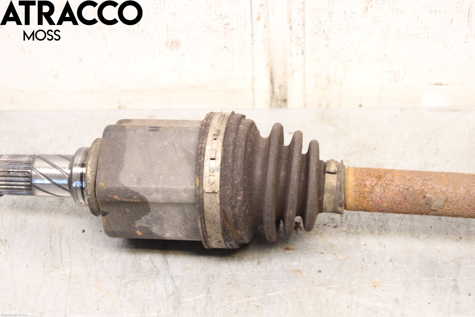 Nissan LEAF 11-17 Drivaxel Fram Vänster
