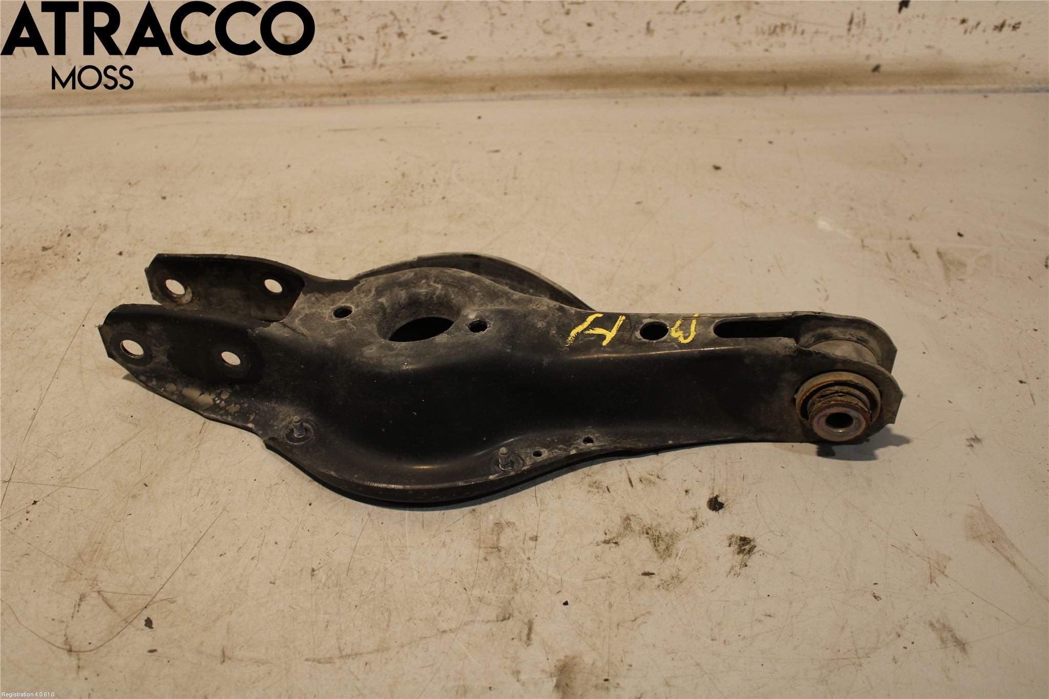 BMW 3 F30/F31/F80 12-19 Bärarm Bak Höger