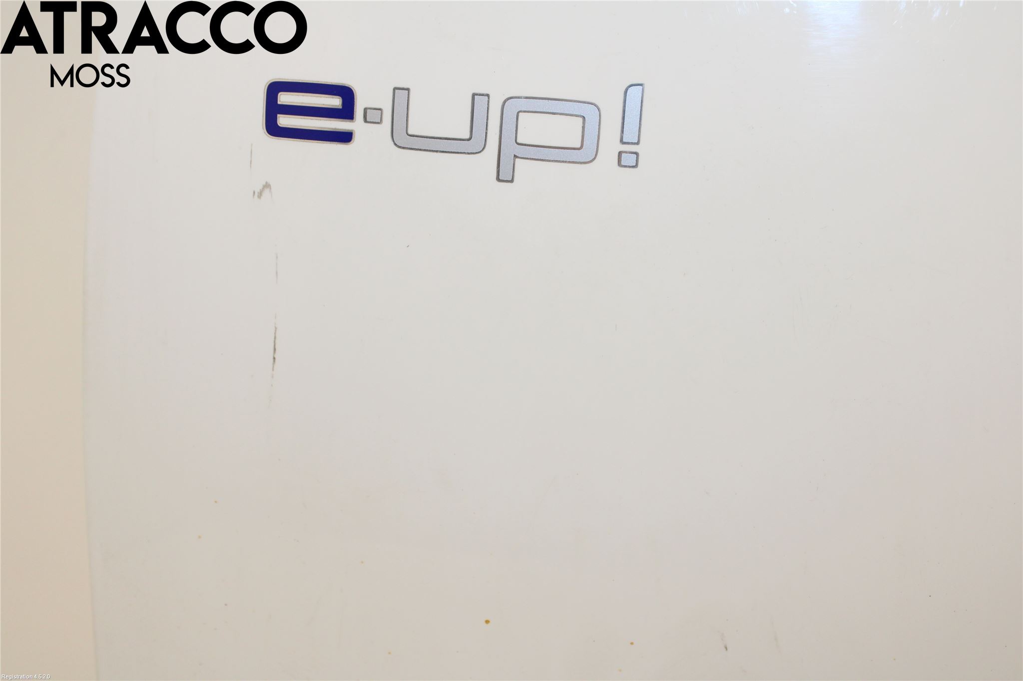 Volkswagen VW UP! / E-UP! Dörr Fram Vänster