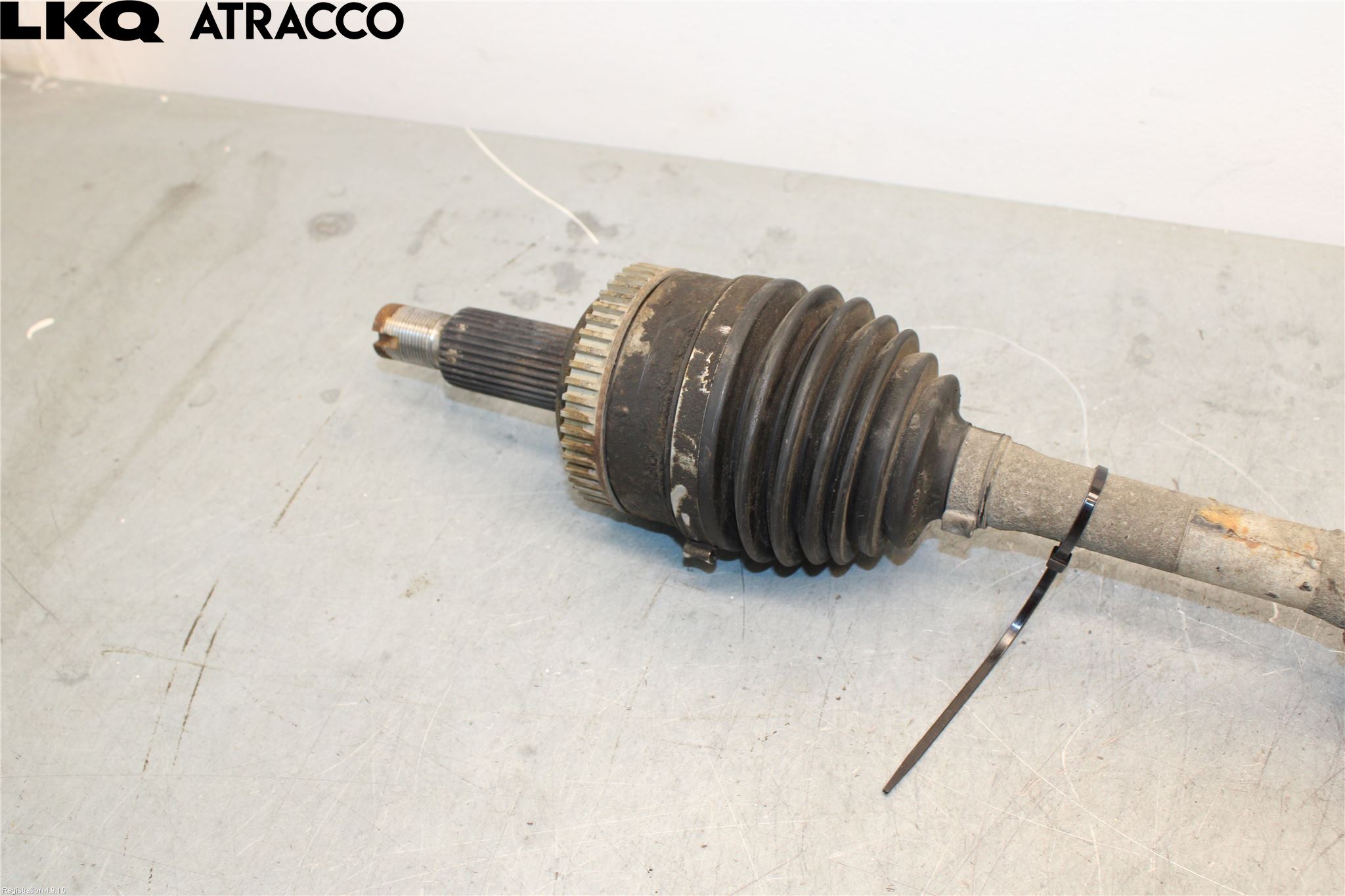Kia SPORTAGE (SL) 11-15 Drivaxel Fram Vänster