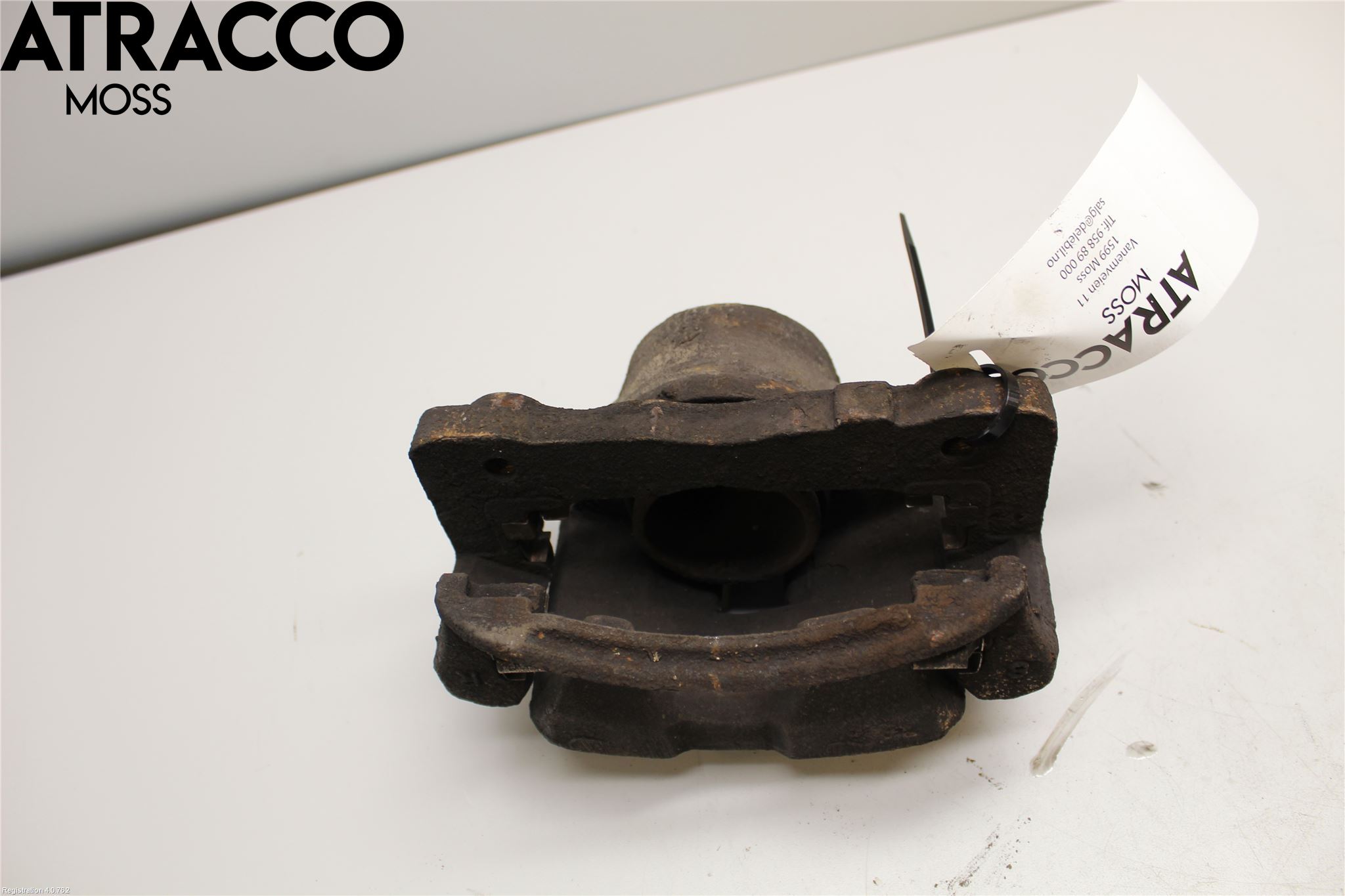 Toyota HI-ACE 06-12 Bromsok Fram Höger