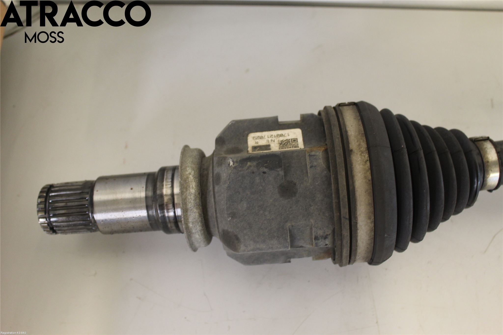 Toyota PRIUS+ ZVW40 12-20 Drivaxel Fram Höger