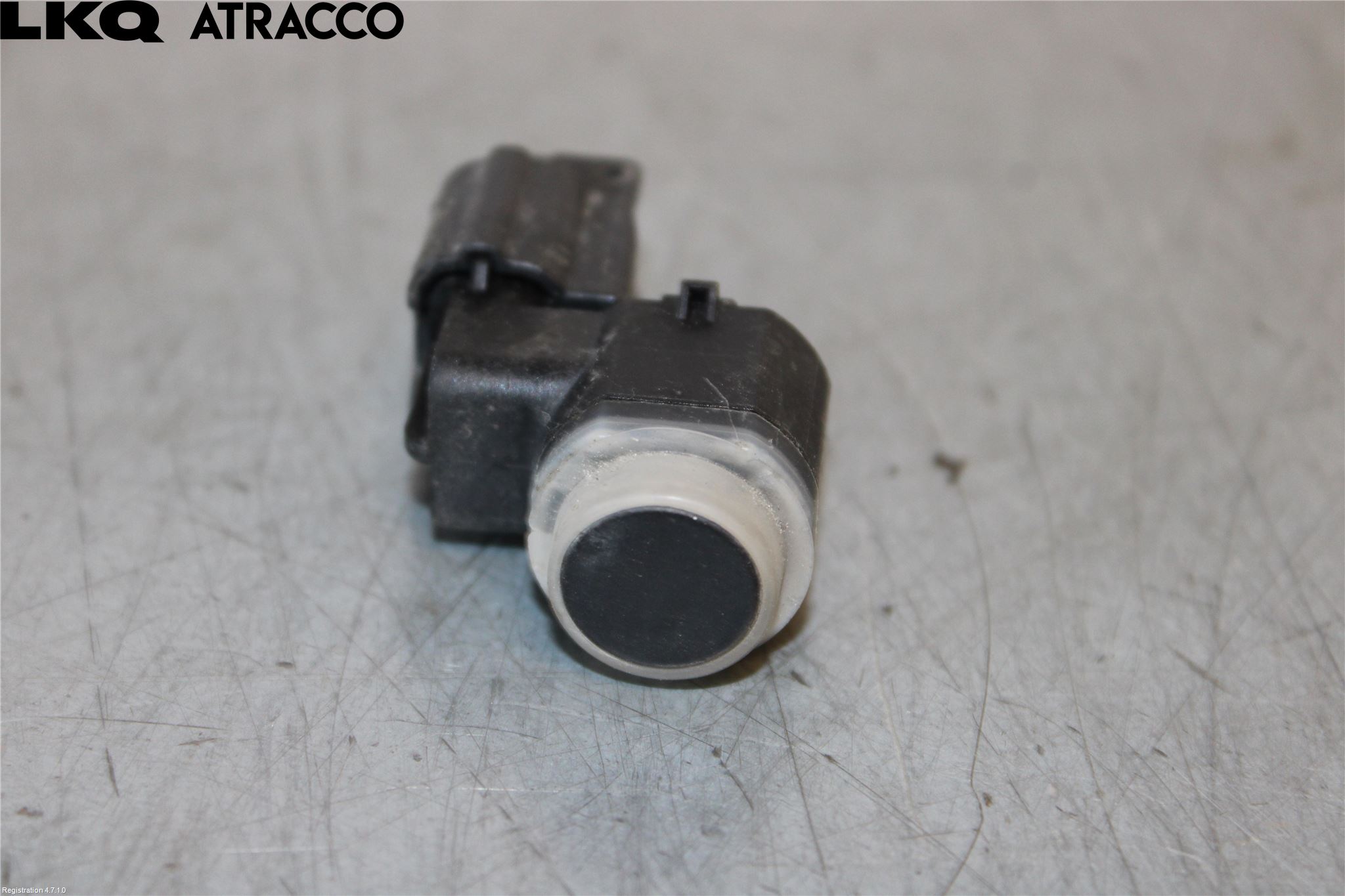 Nissan X-TRAIL 14-21 Parkeringshjälp Frontsensor
