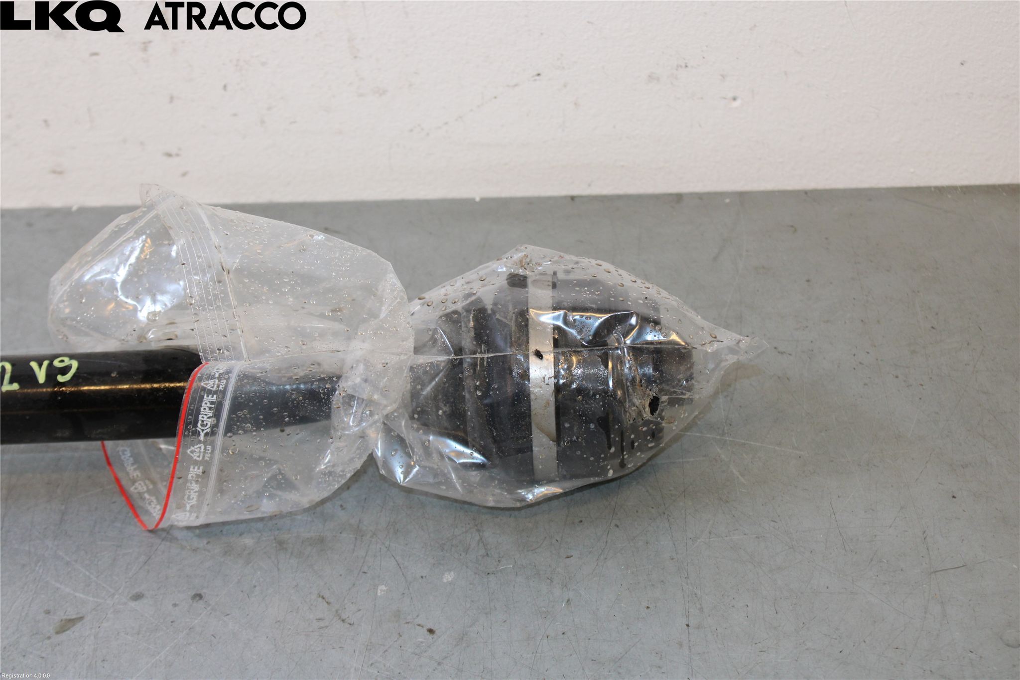 BMW X1/iX1 U11 23- Drivaxel Bak Vänster