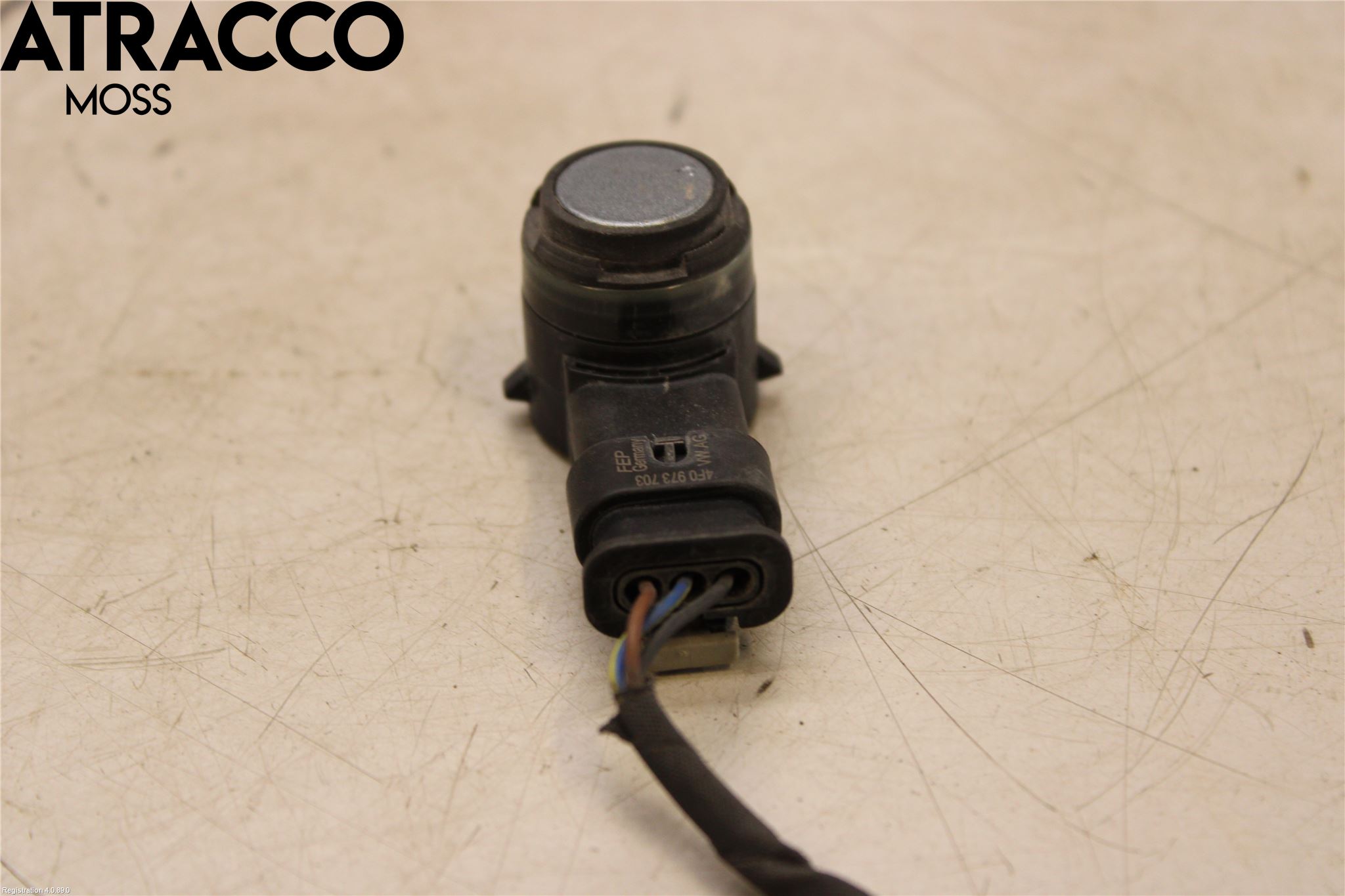Skoda SUPERB 16-24 Parkeringshjälp Frontsensor
