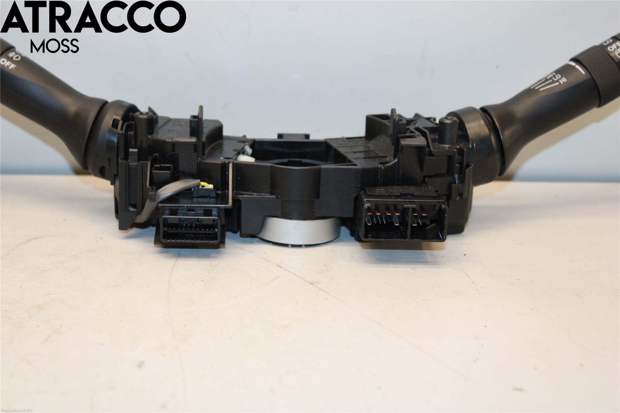 Toyota AURIS 10-12 Spakcentral