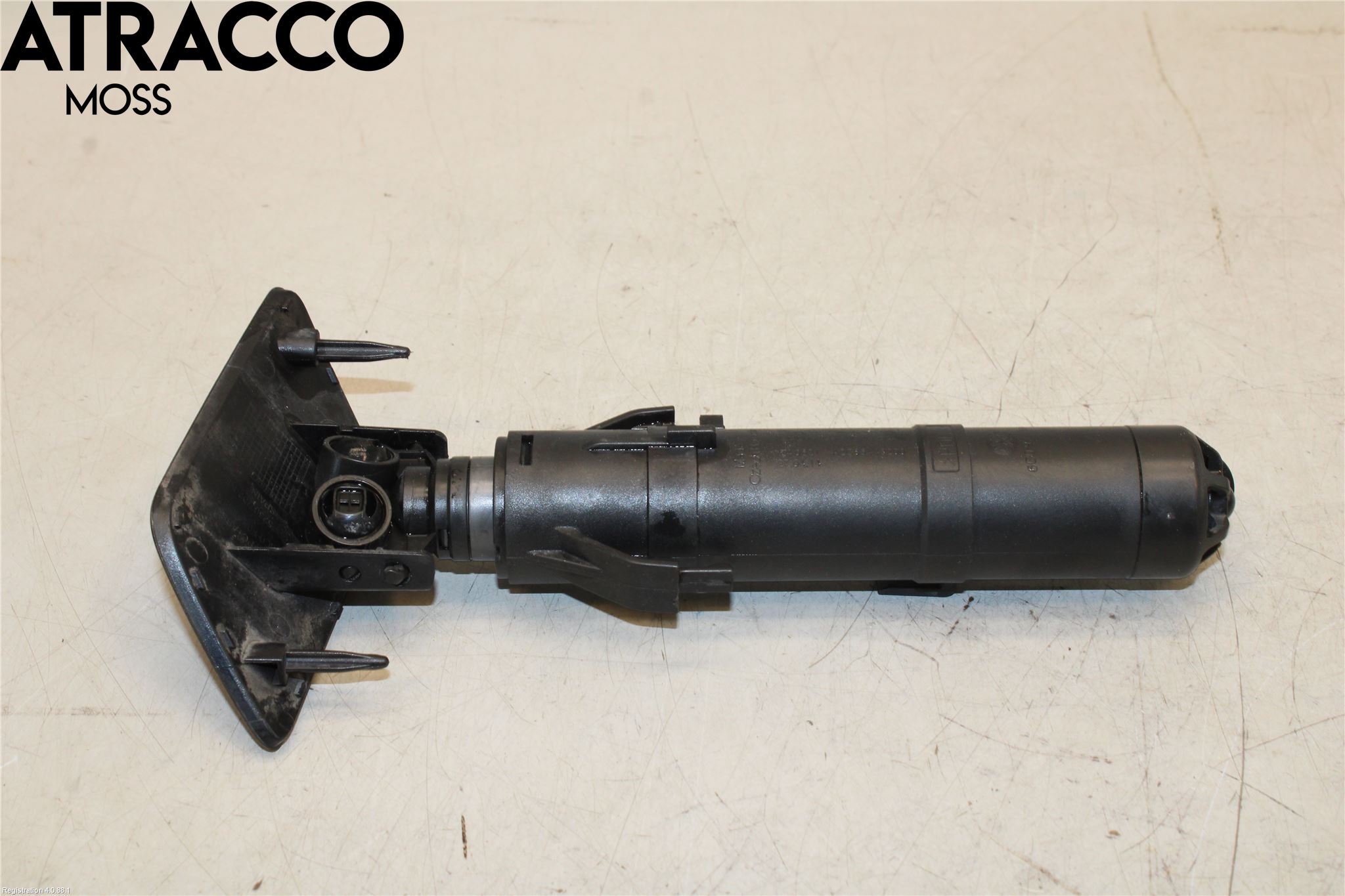 Volkswagen VW POLO 10-17 Spolarmunstycke Strålkastare