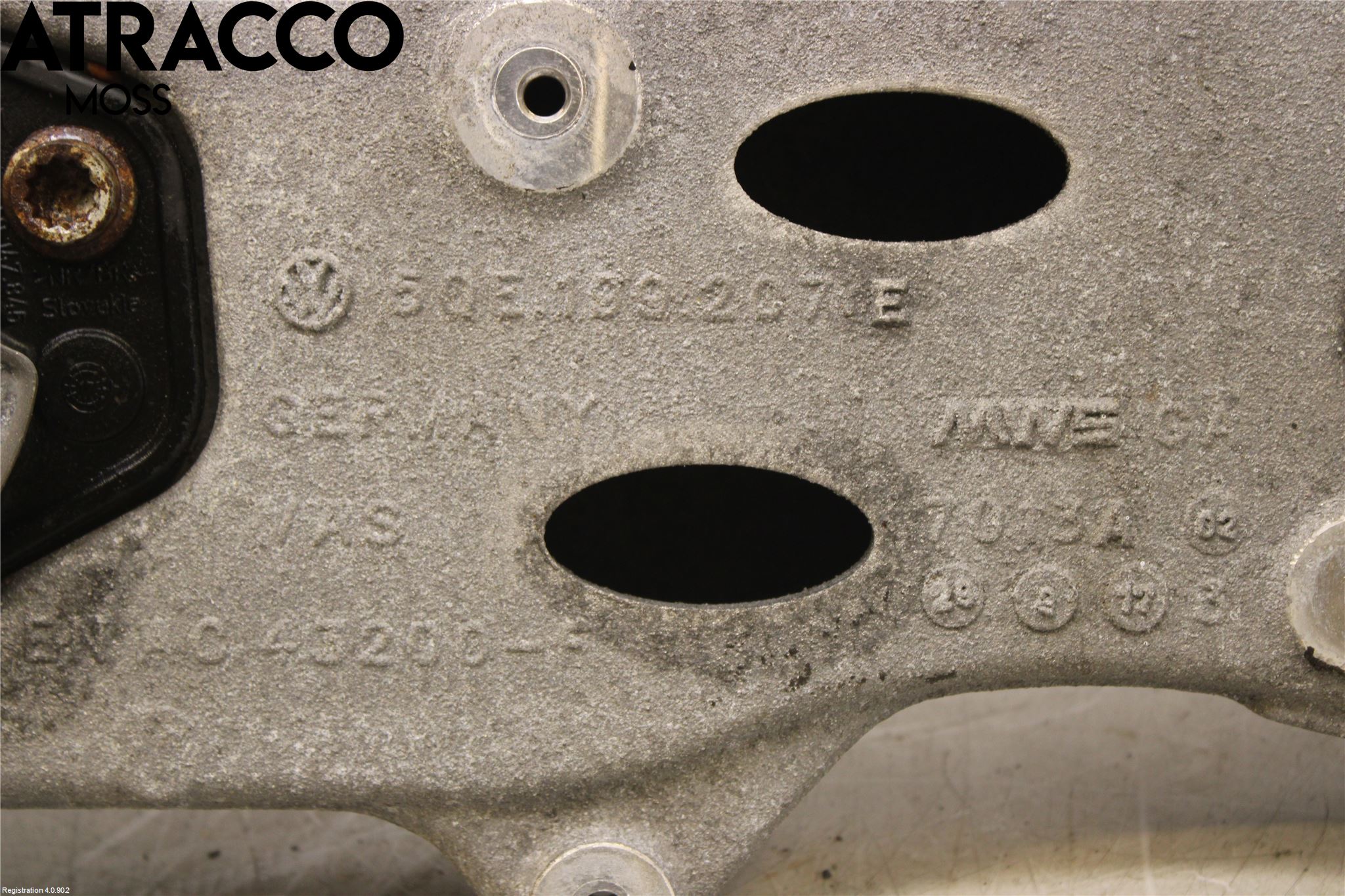 Volkswagen VW GOLF / E-GOLF VII 13-20 Motorfäste
