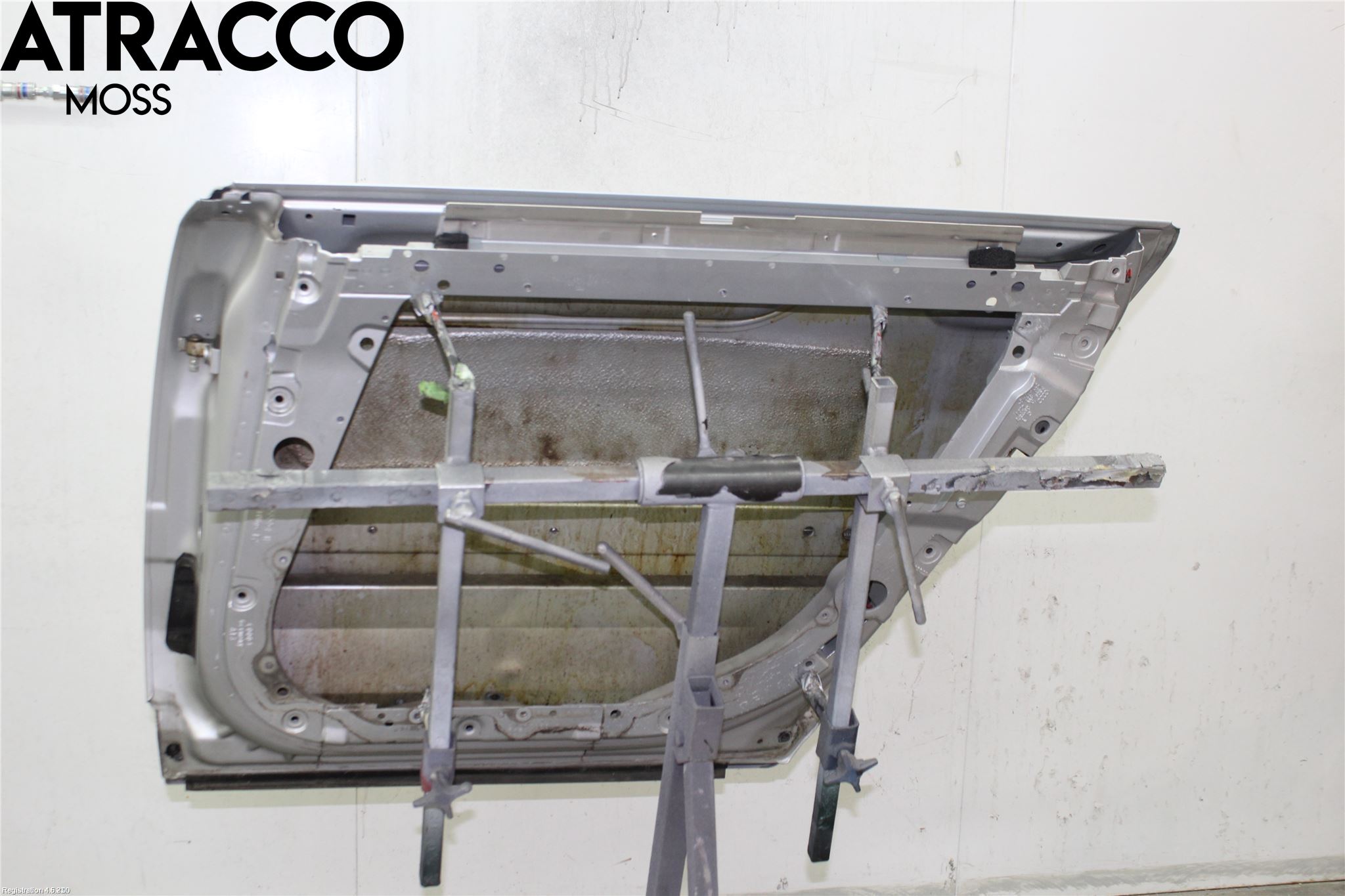 Audi A8/S8 4D 94-02 Dörr Bak Höger