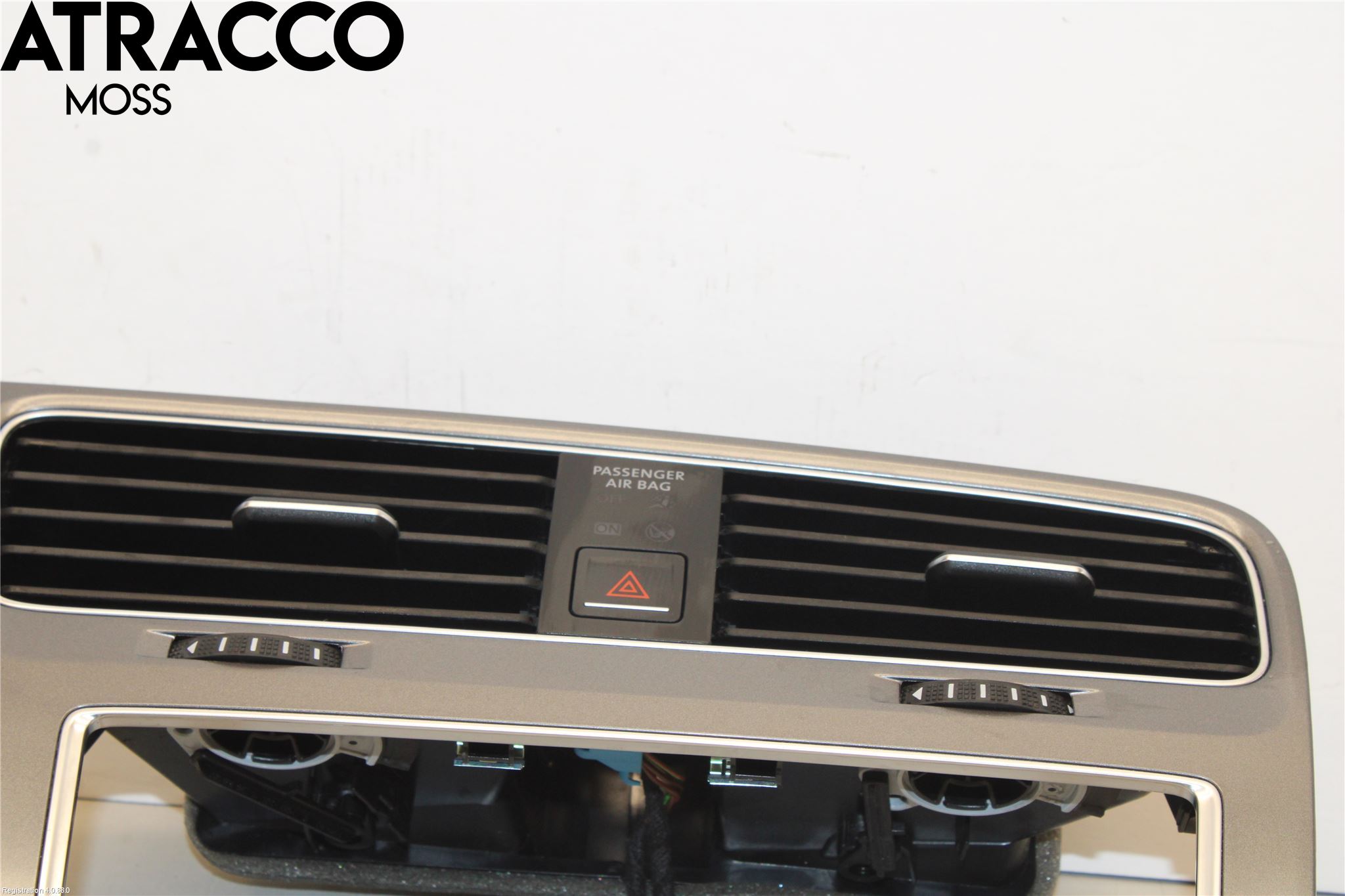 Volkswagen VW GOLF PLUS/CROSS GOLF 04-14 Defrosterkanal-Munstycke