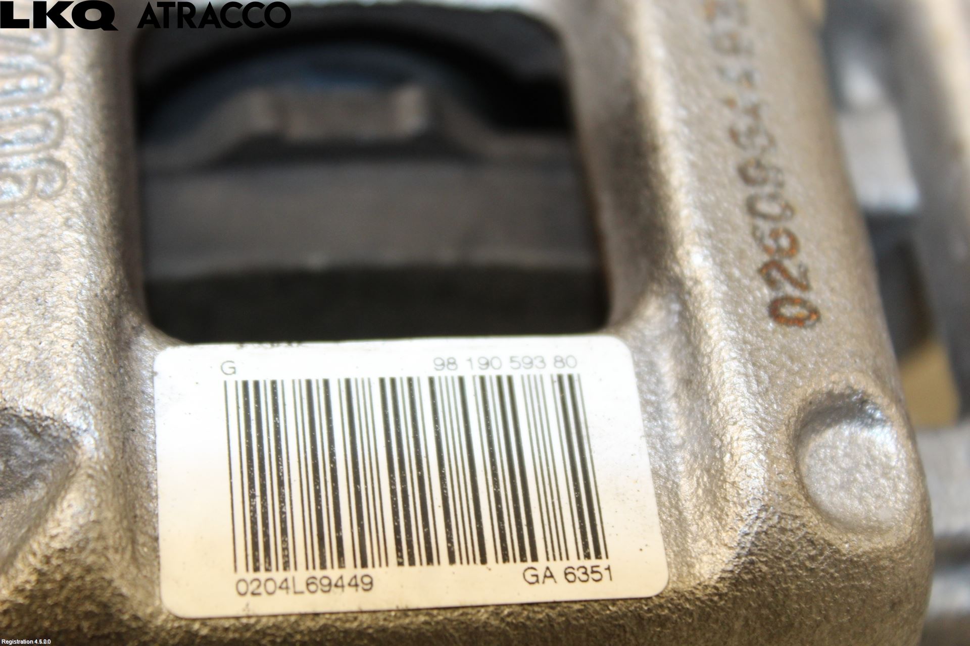 Opel CORSA F, CORSA-E 20- Bromsok Bak Vänster