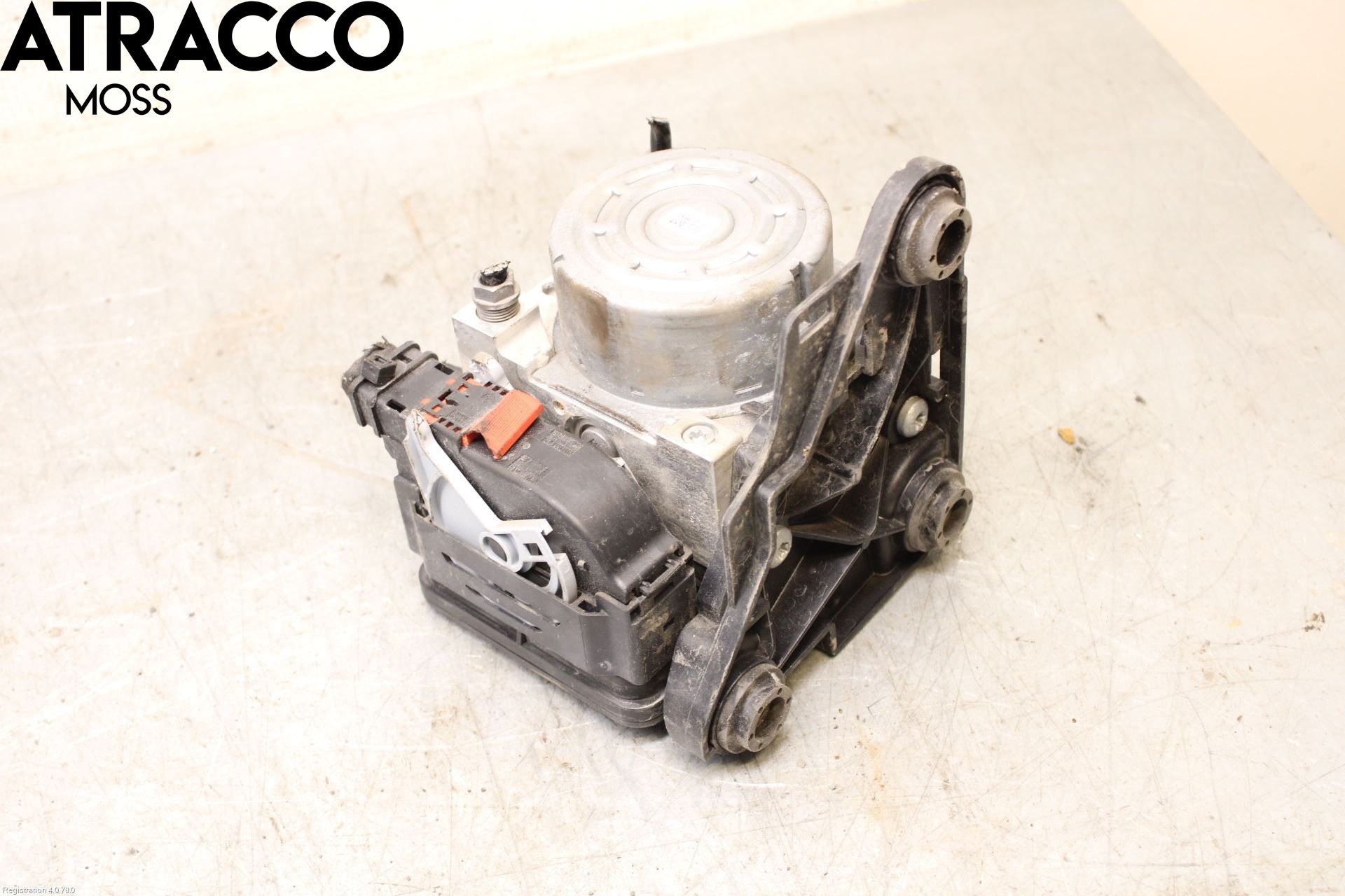 Volkswagen VW PASSAT 15-19 Abs Hydraulaggregat