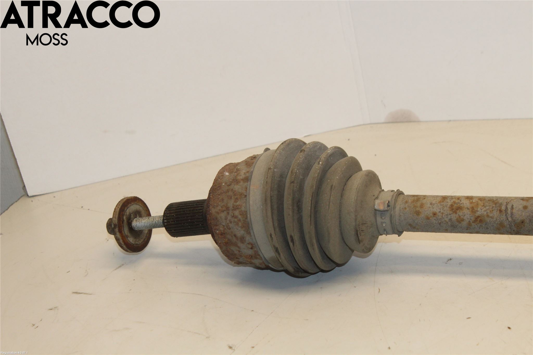 Volvo V40 12-19 Drivaxel Fram Höger