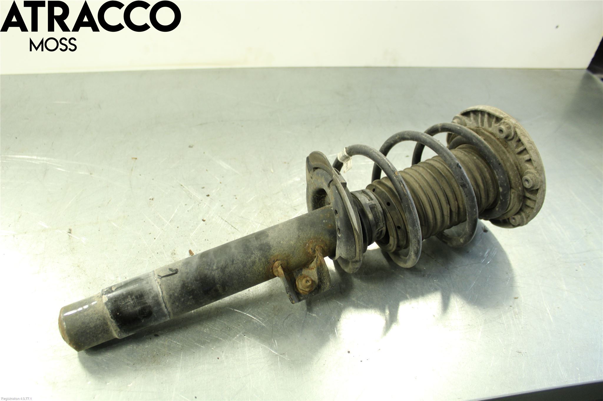 BMW 3 F30/F31/F80 12-19 Fjäderben Fram Höger