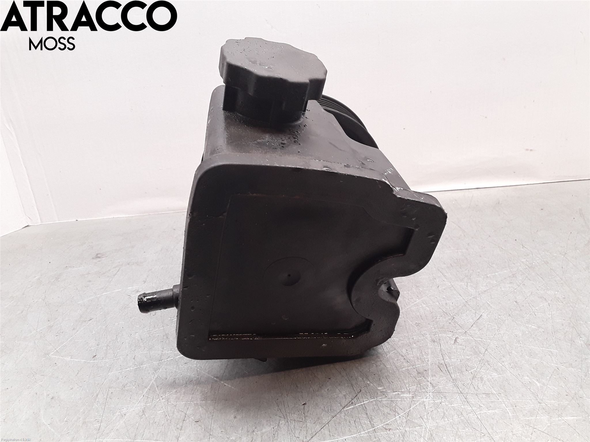 Mercedes-Benz MB C-KLASS (W204) 07-15 Vattenpump
