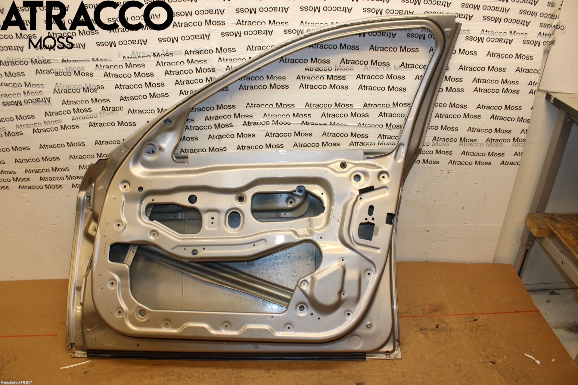 BMW 5 F10/F11/F18 09-17 Dörr Fram Höger