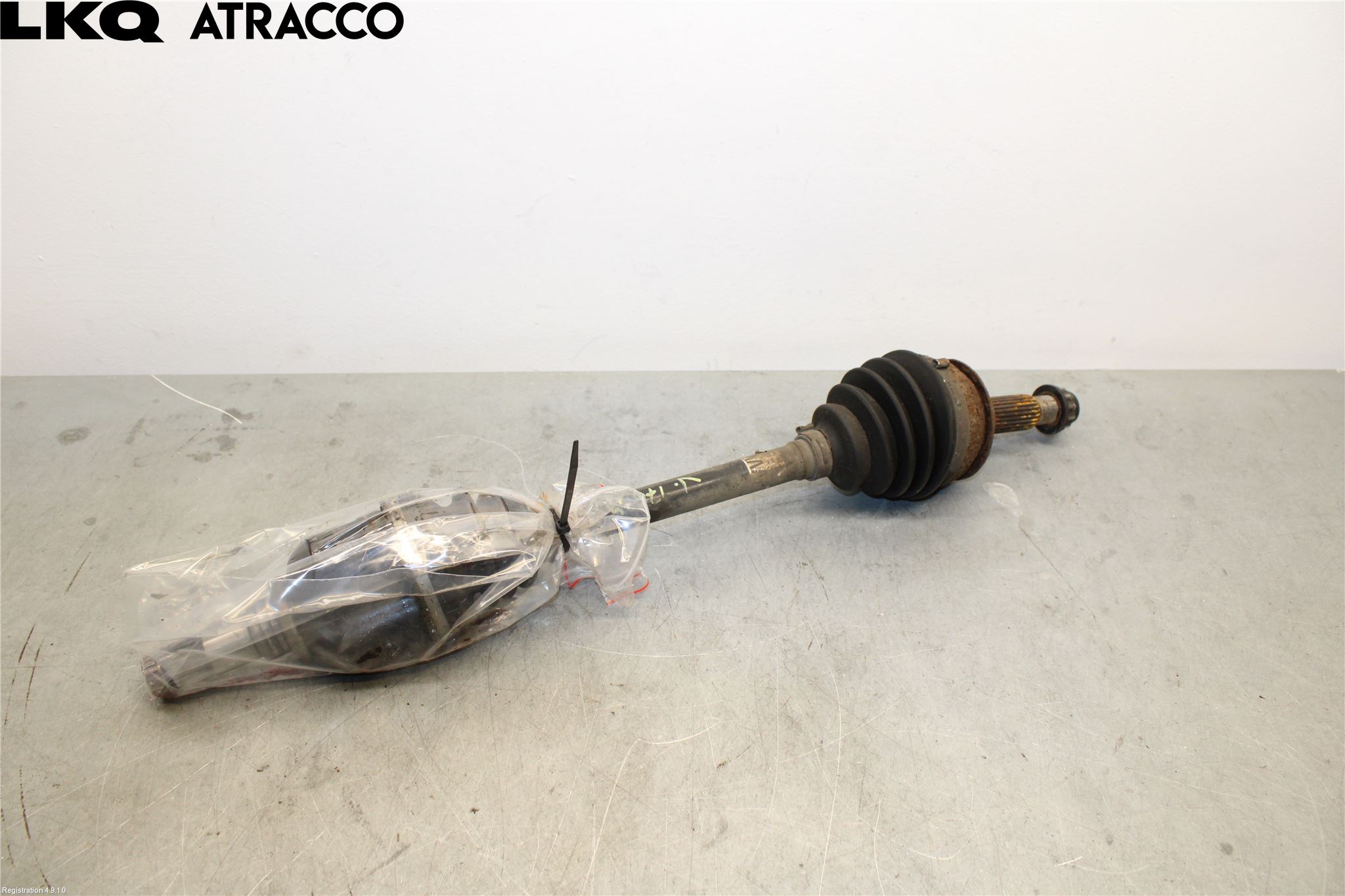 Toyota YARIS XP130 15-20 Drivaxel Fram Vänster