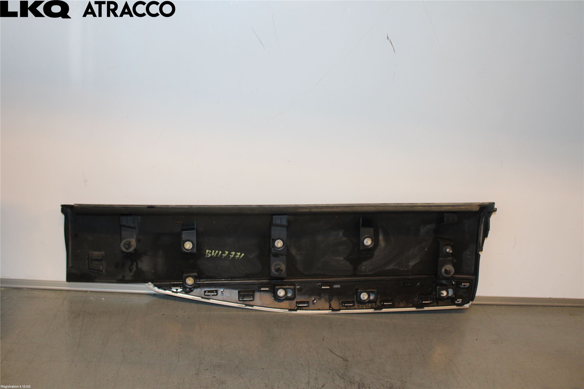 Peugeot 2008/E-2008 20- Dörr Dekorlist Bak Hö
