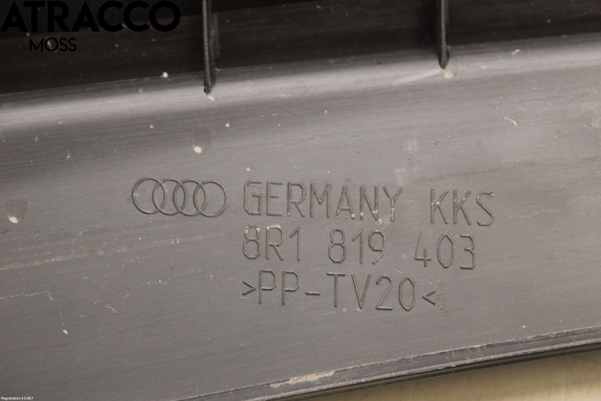 Audi Q5 09-16 Torpedplåt-Torpedplast