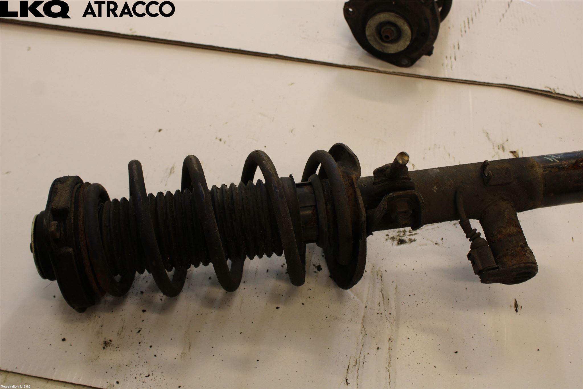Volkswagen VW GOLF VI 09-13 Fjäderben Fram Höger