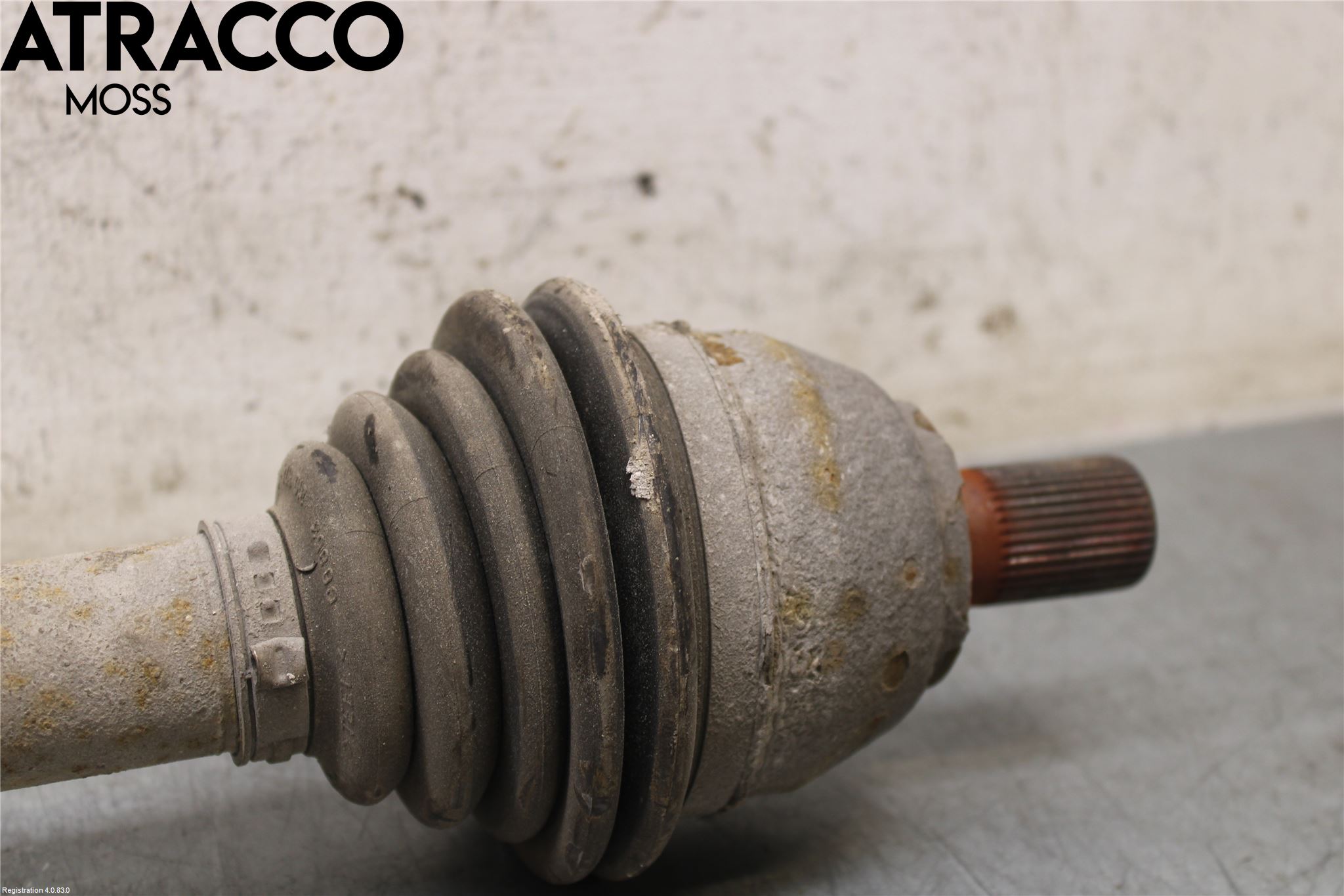 Ford FOCUS 08-11 Drivaxel Fram Höger